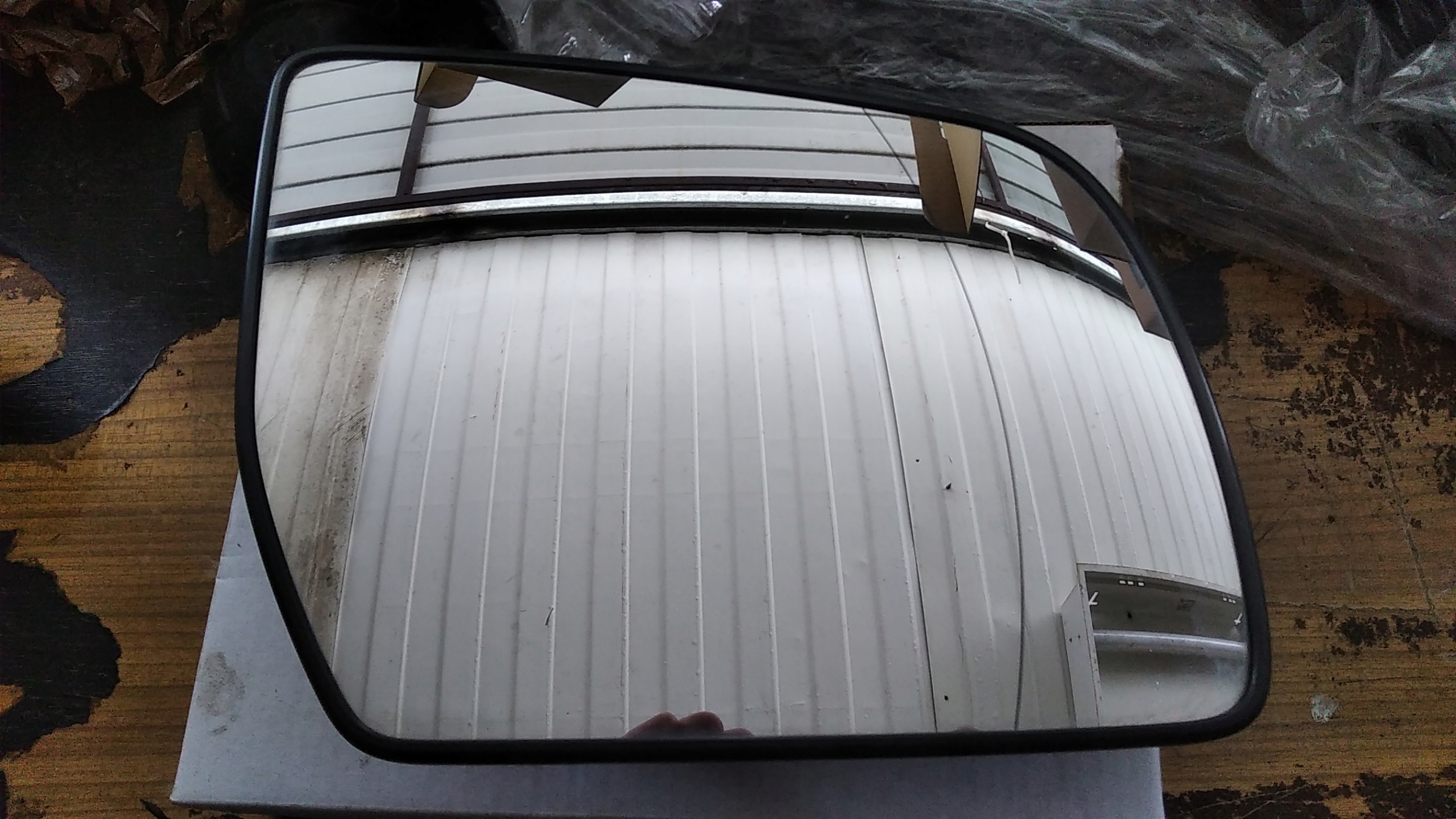 FORD Ranger V 2011-2022-правый патрон