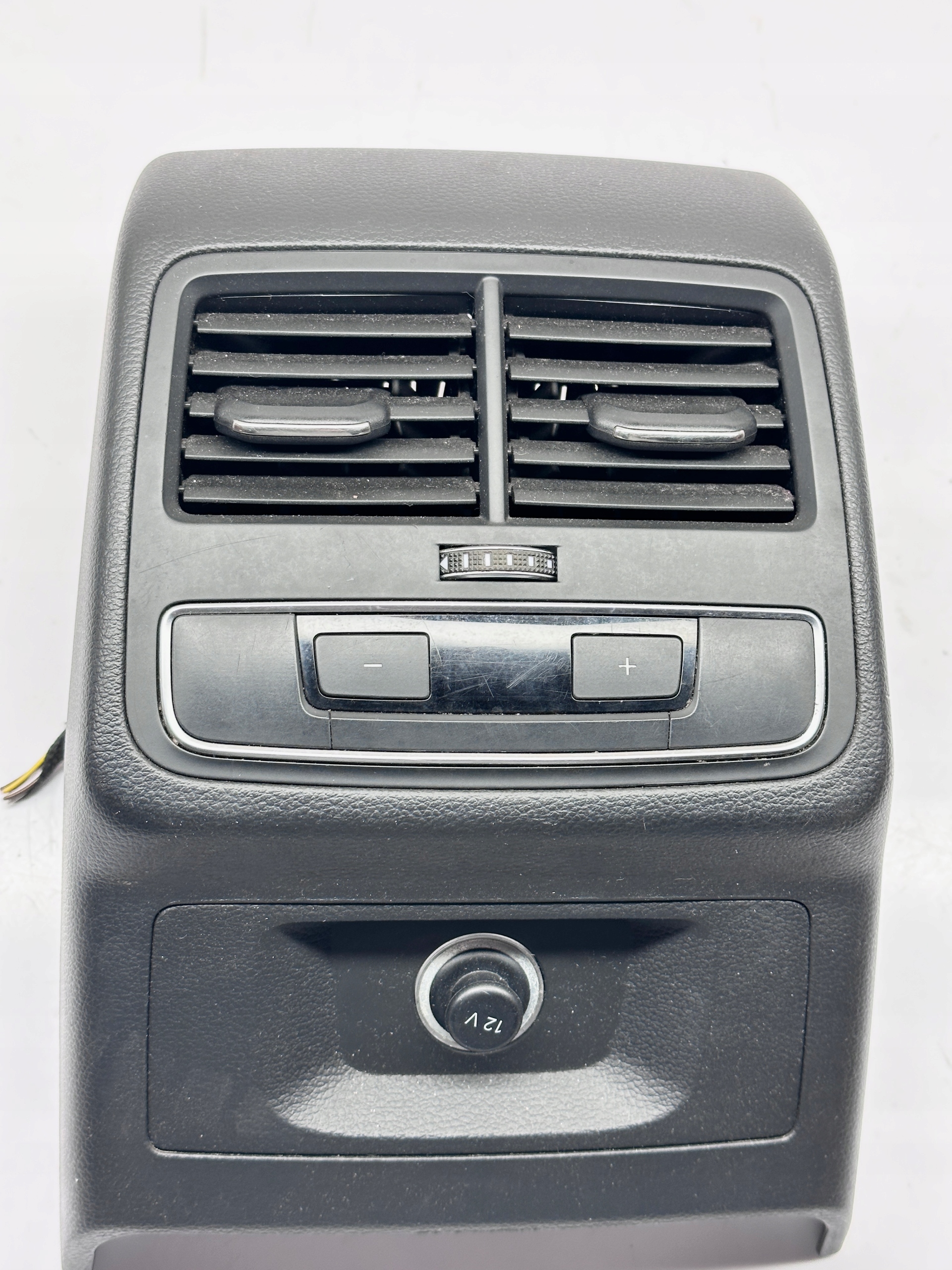 AUDI A4 B9 A5 8W Unite commande clima Bouches buses pour Arrière TUNEL Moyenne 8W0919158