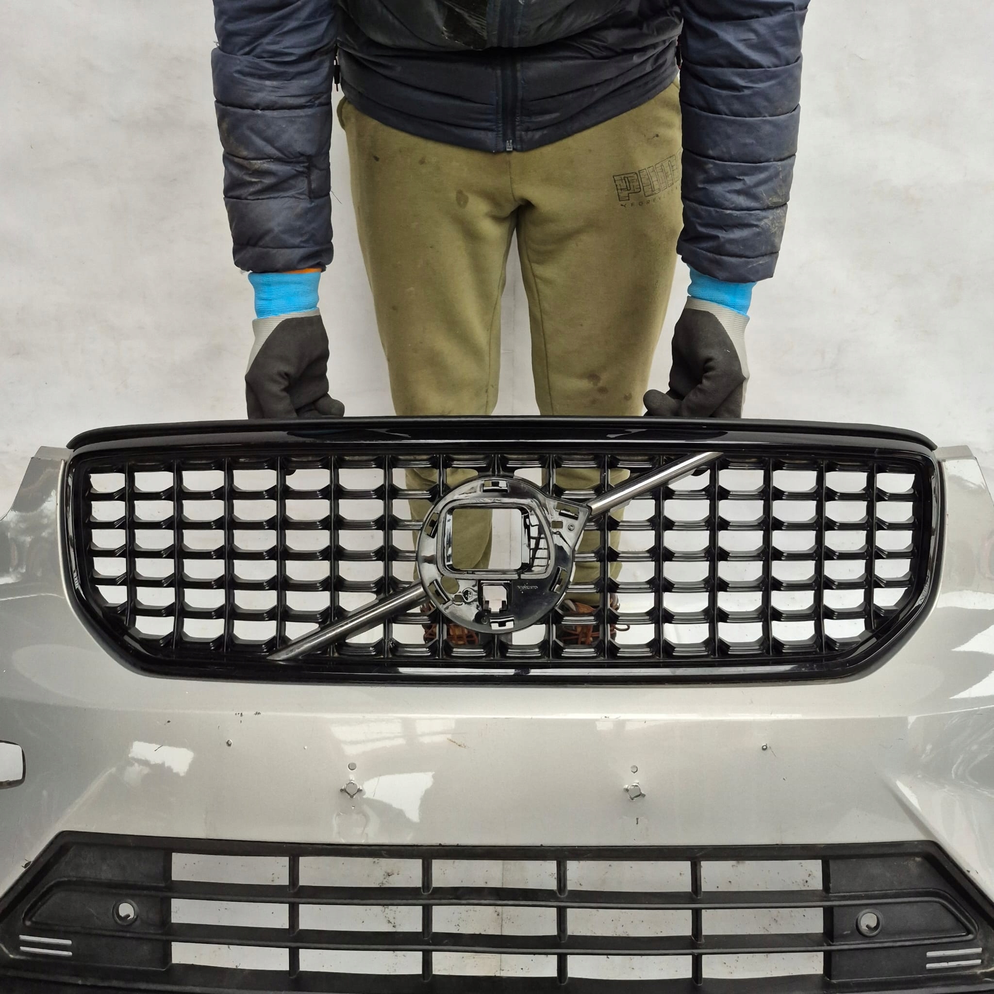 VOLVO XC40 II LIFT R-design 22- bumper front front 31690933