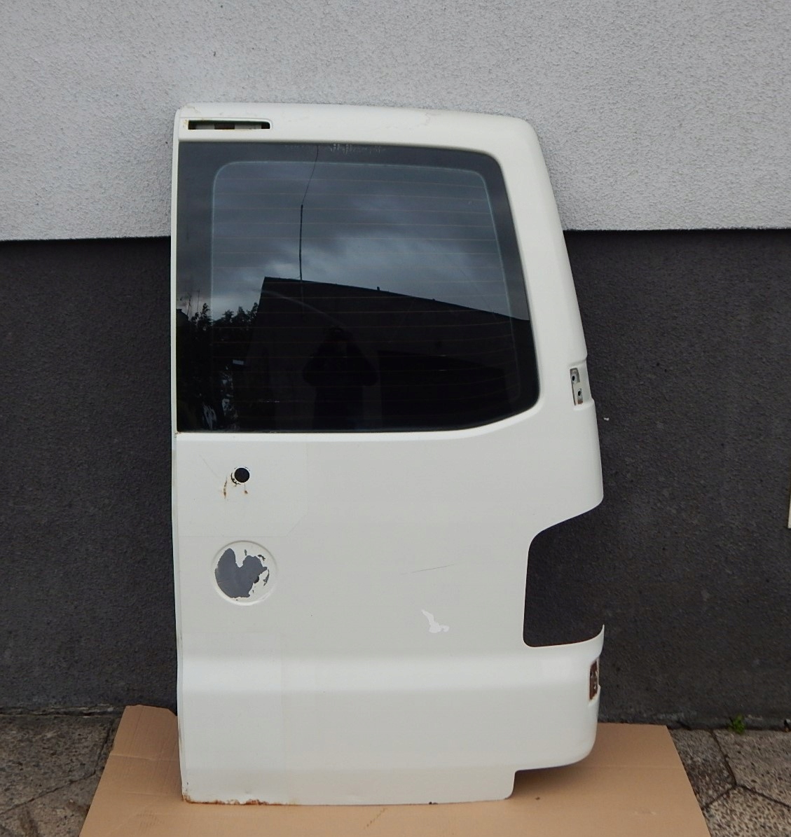 VW T5 drzwi skrzydełka prawe tył tylne BIAŁE z SZYBĄ.