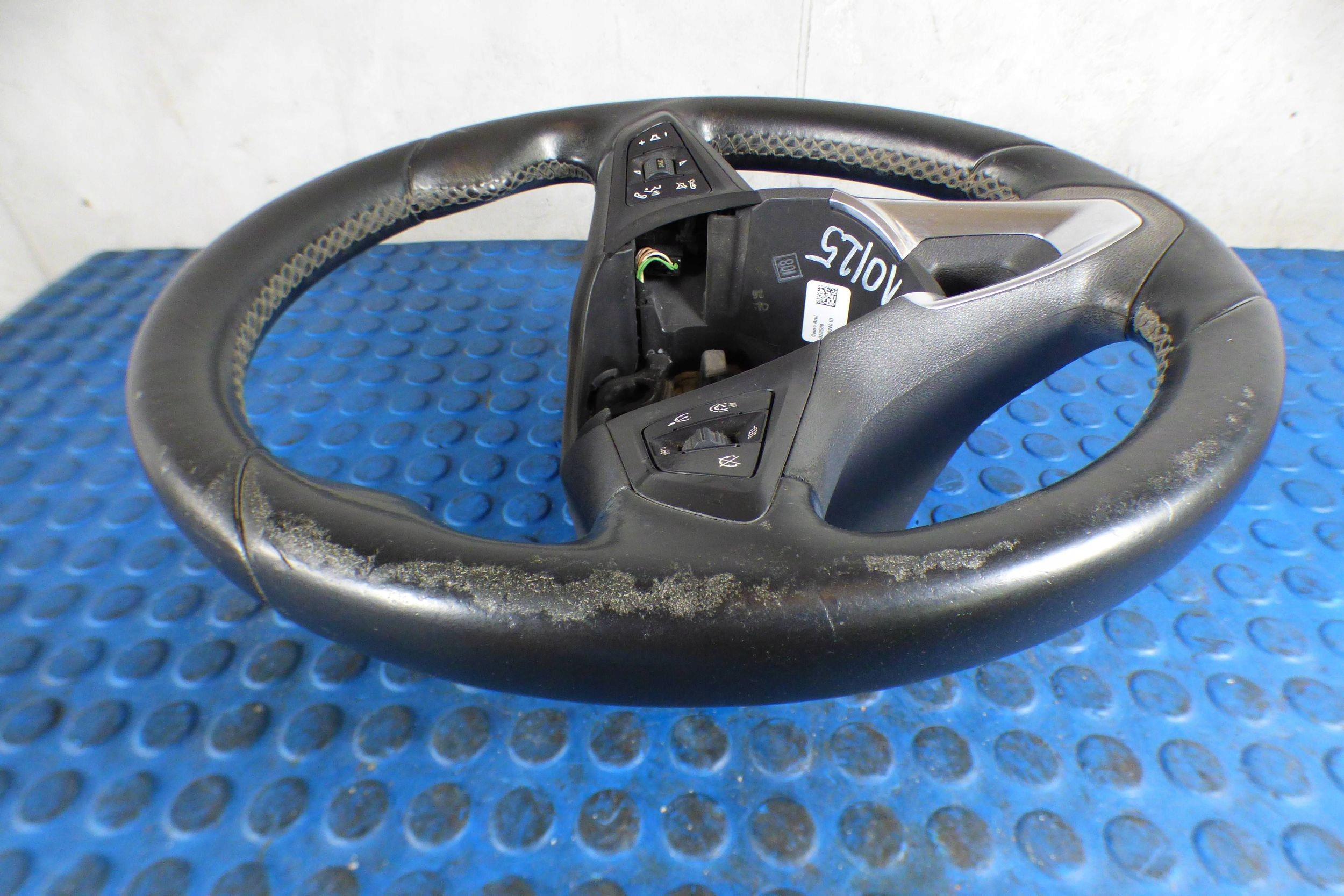 lenkrad Leder skorzana 39035990 Opel Corsa E