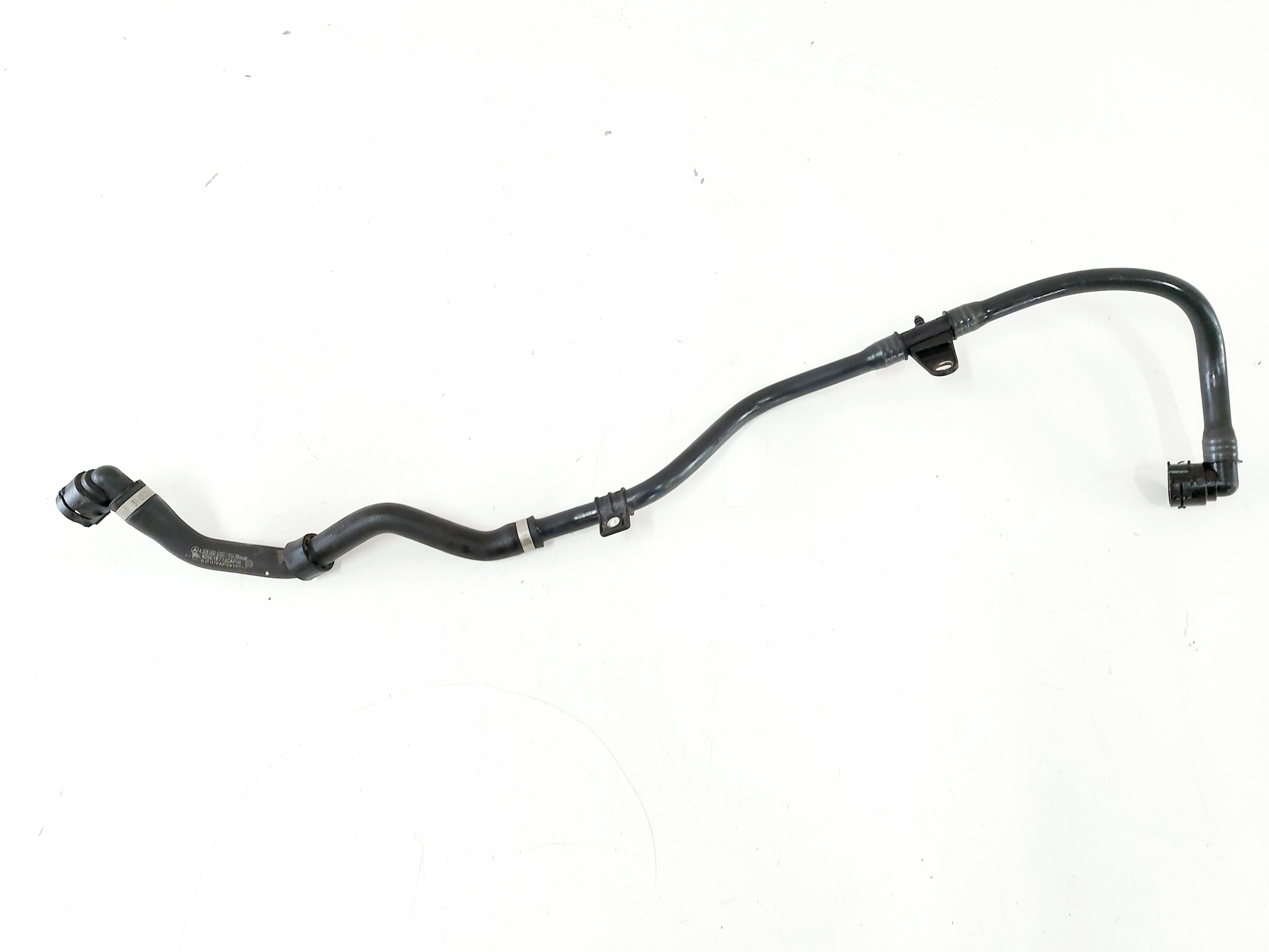 A2055000700 - MERCEDES W205 2.2 CDI шланг для воды 17R.