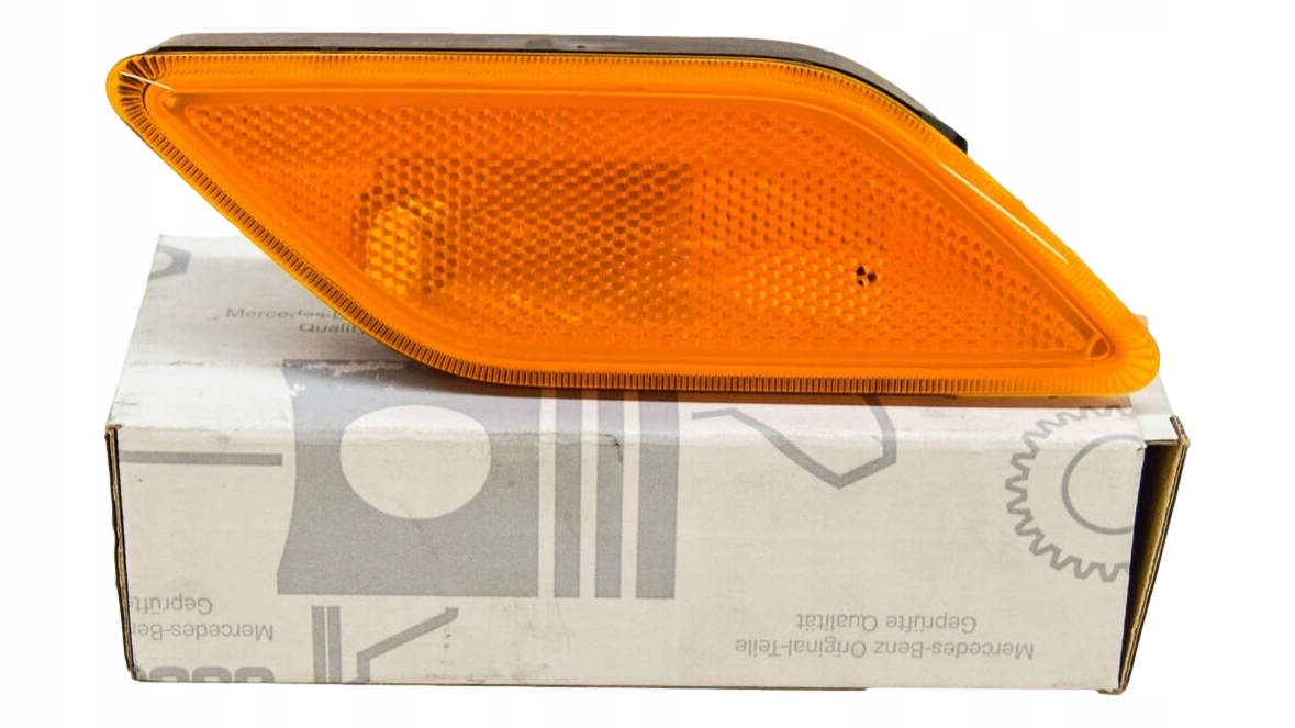 Mercedes W212 Směrová lampa přední pravá Oe