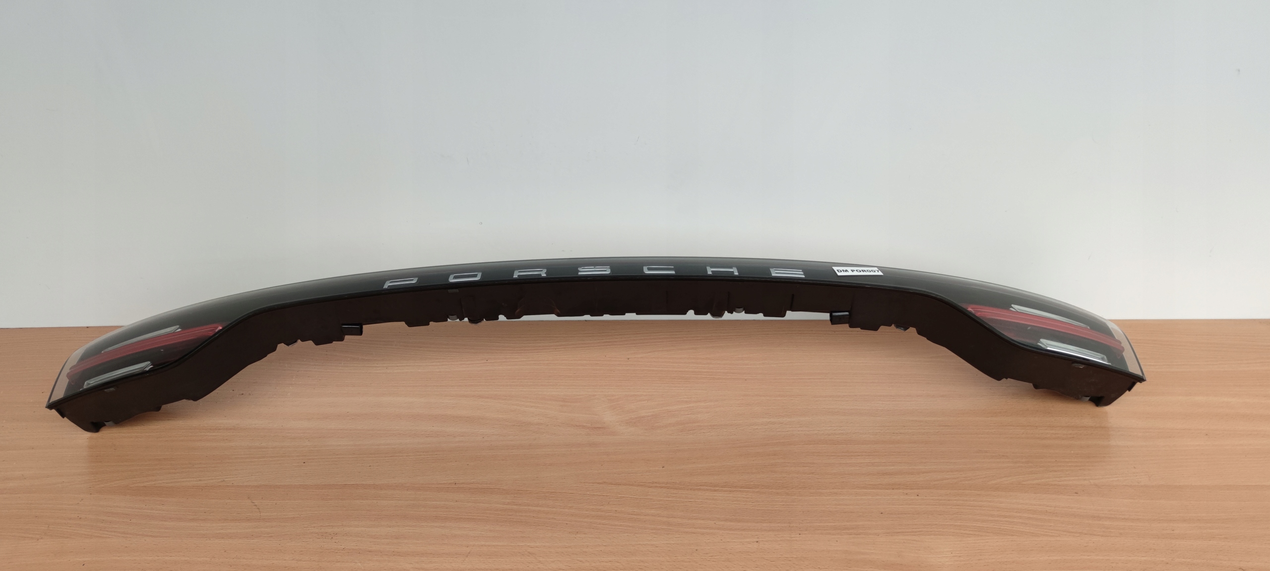 PORSCHE CAYENNE 9Y0945081F LICHT HECK MITTE LED