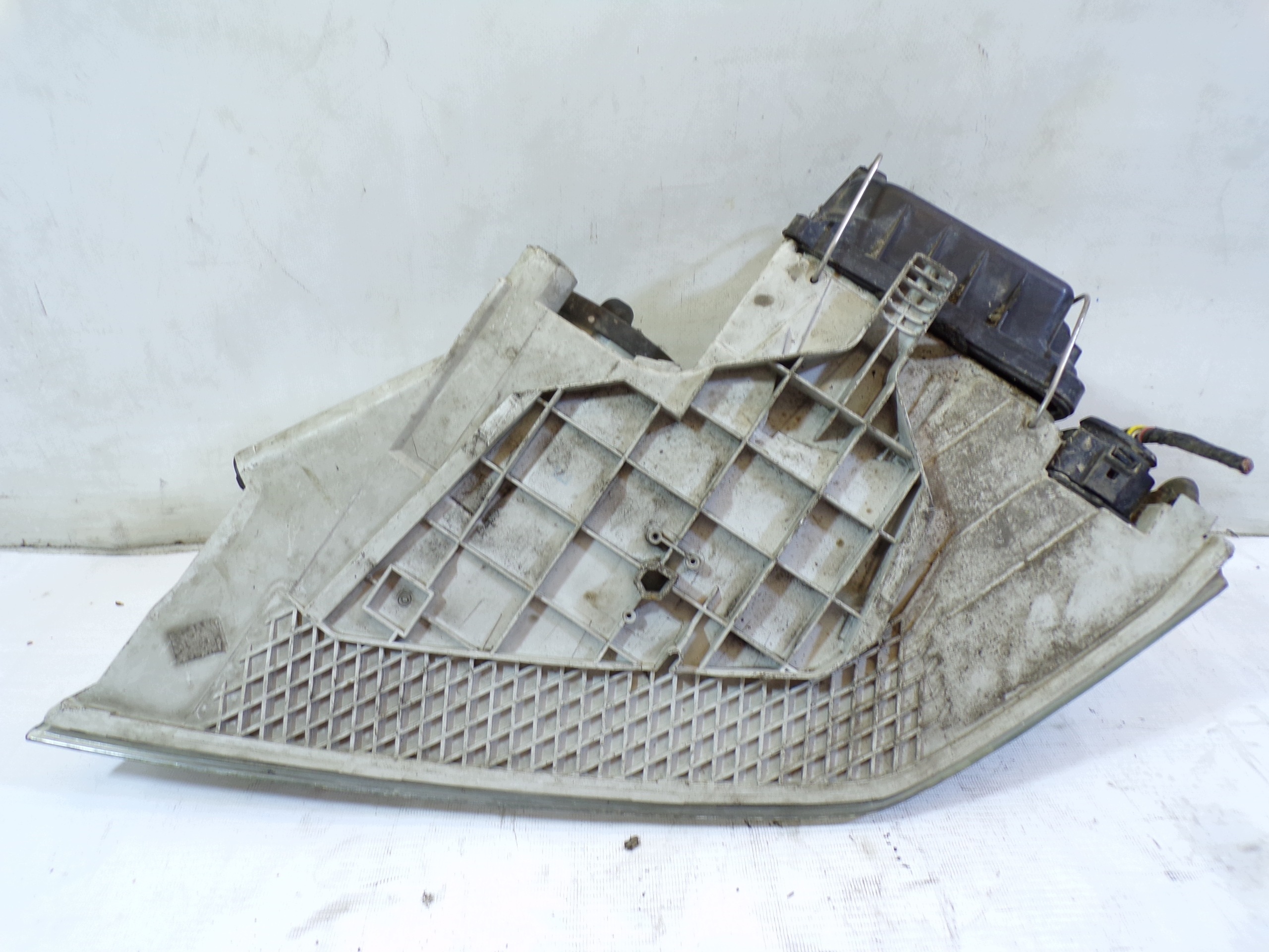 light front front right XENON SKODA OCTAVIA 2 (K1)