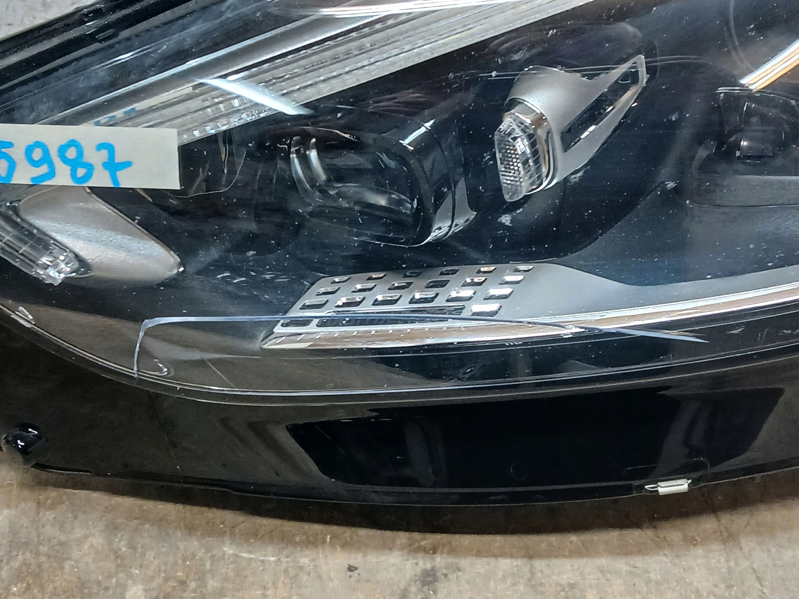 light front left MERCEDES C KLASA W206 FULL LED DIGITAL LIGHT A2069062104