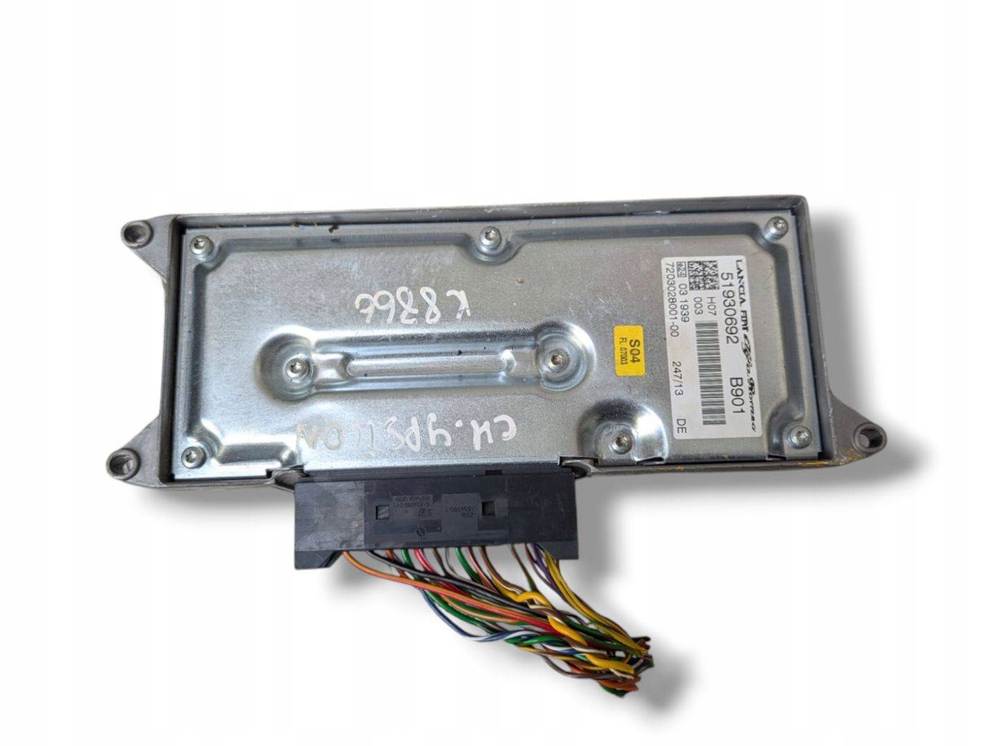 amplifier radia Chrysler Ypsilon 2014 51930692