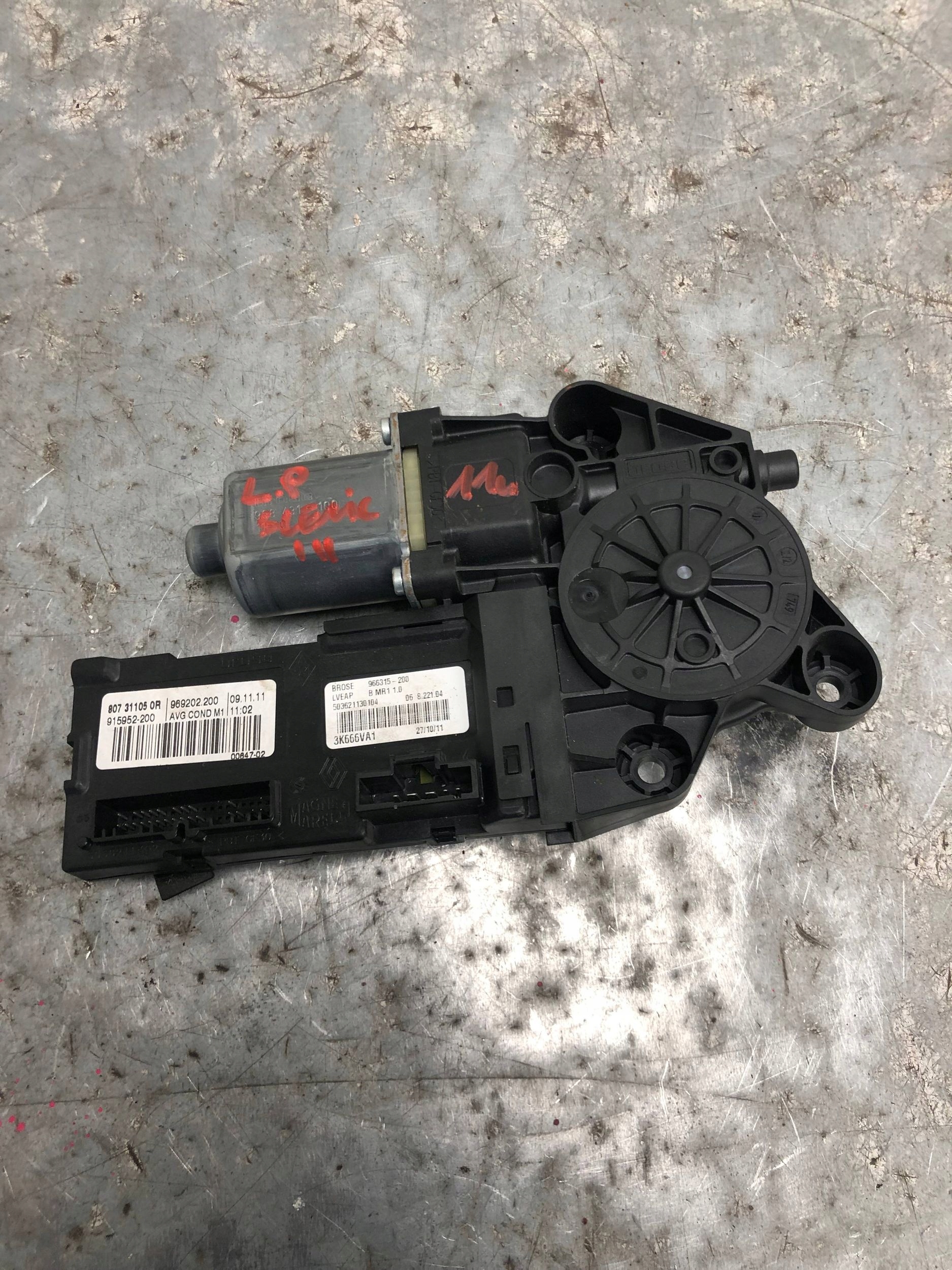 mini motor windows left front RENAULT SCENIC III 807311050R