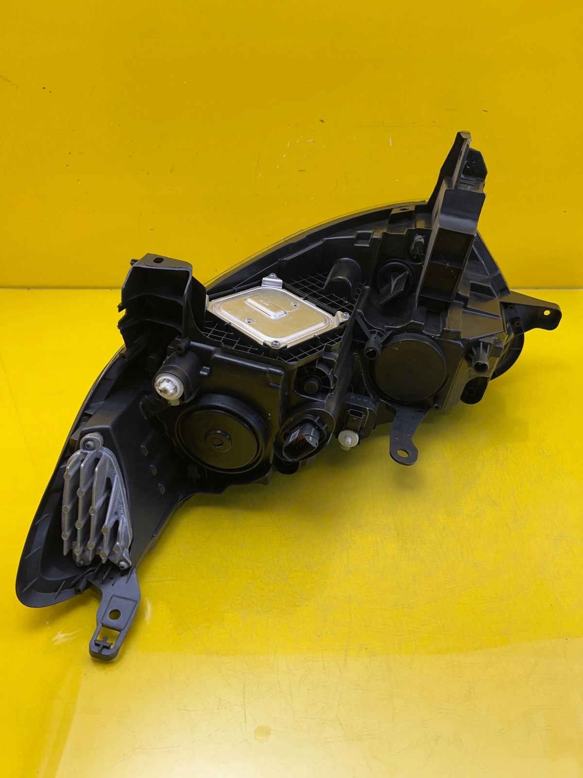 light right Renault Kadjar Full Led 260101637R