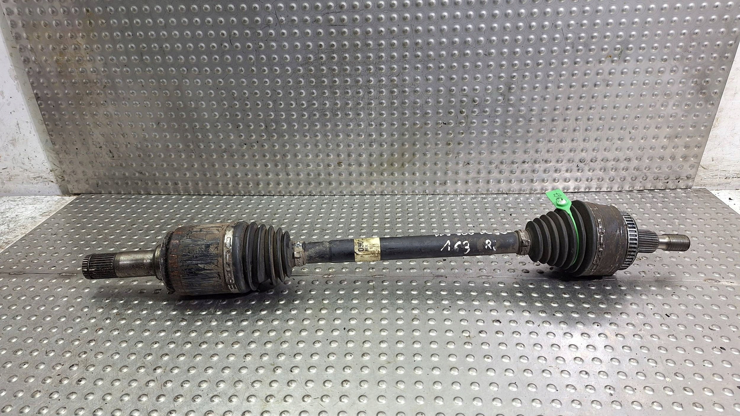 semi-axis left front 0501006511 MERCEDES W163 2.7CDI