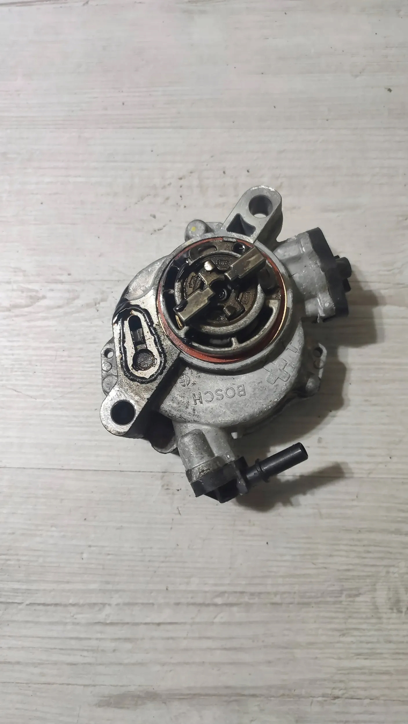 Mitsubishi ASX 18r. 1.6DiD pump vacual vacum