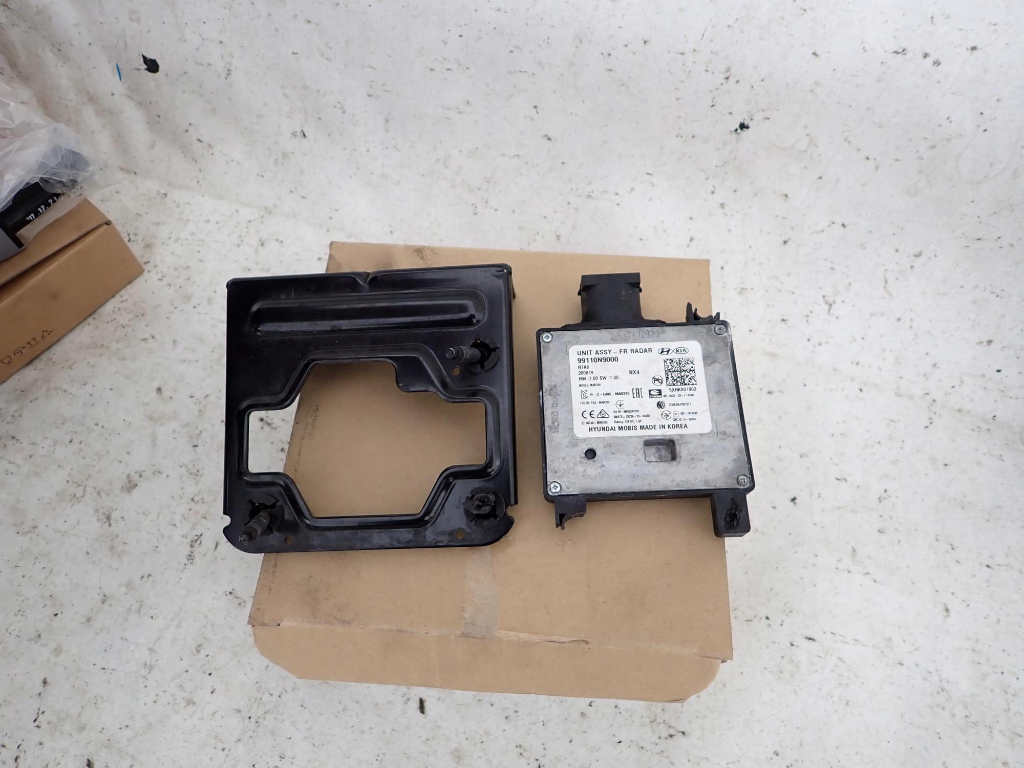HYUNDAI TUCSON IV 20- RADAR Sensor DISTRONIC ACC