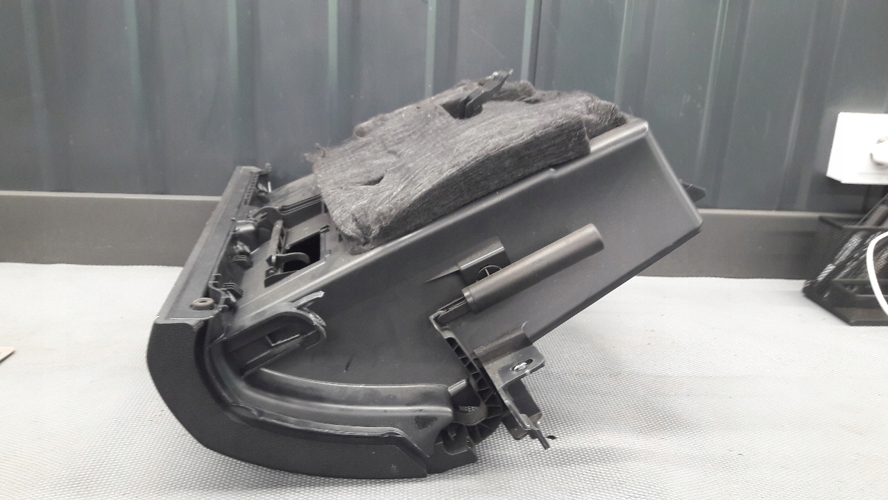 бардачок MERCEDES W169