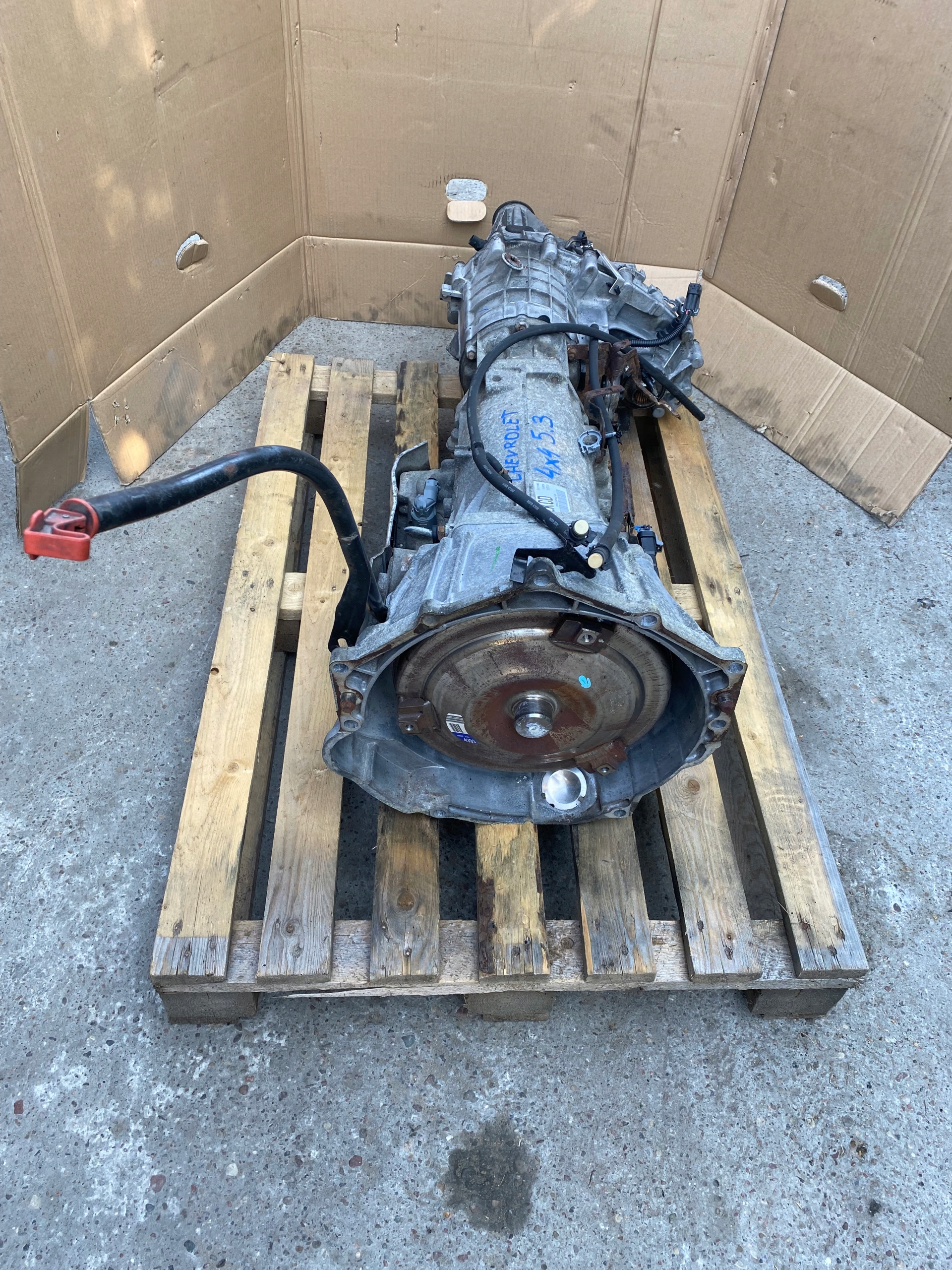 КОРОБКА В ЗБОРІ CHEVROLET AVALANCHE 5.3kcd