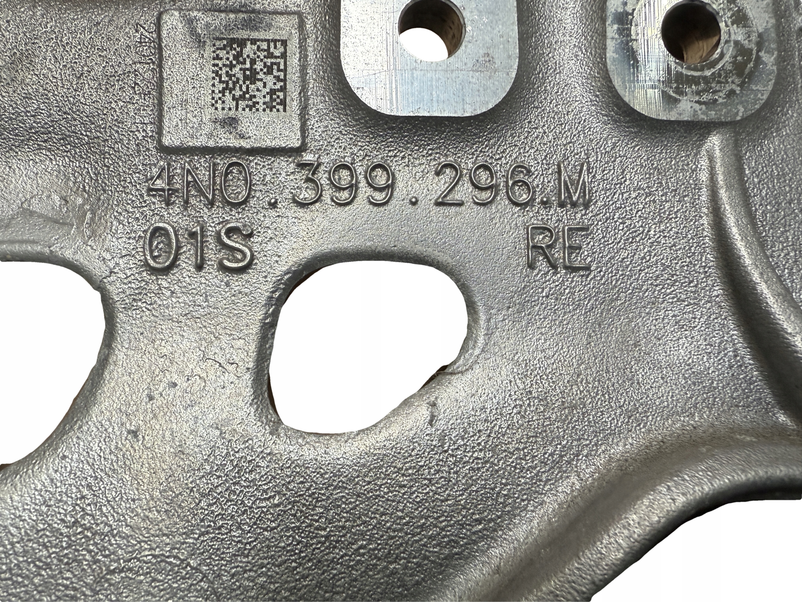 AUDI A8 4N D5 support engine mount right 4N0399296M