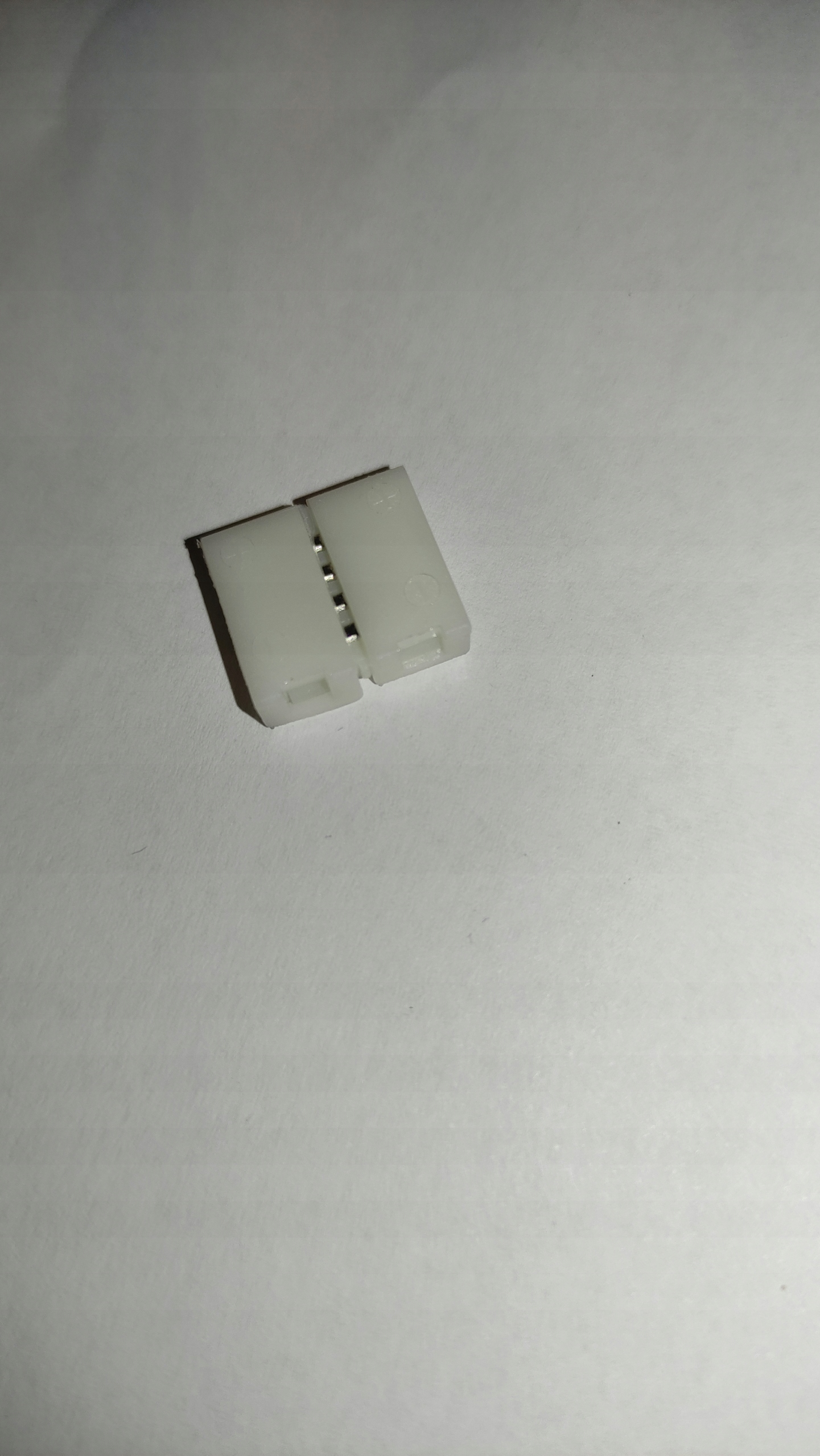 Złączka prosta LED RGB 4PIN 10mm Długość 0.03 m