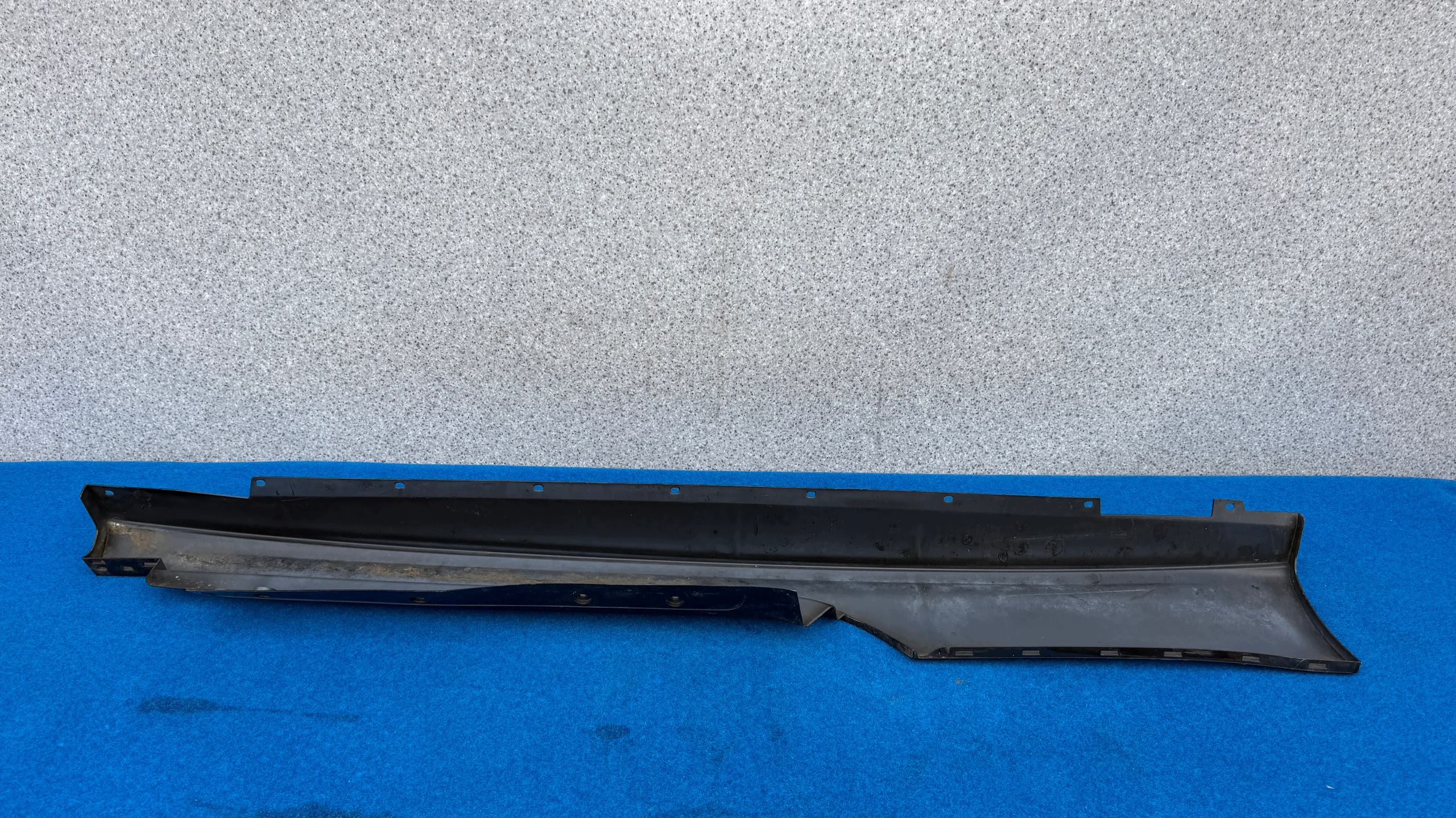 PEUGEOT RCZ left threshold moulding cap threshold YM23000177 Z836