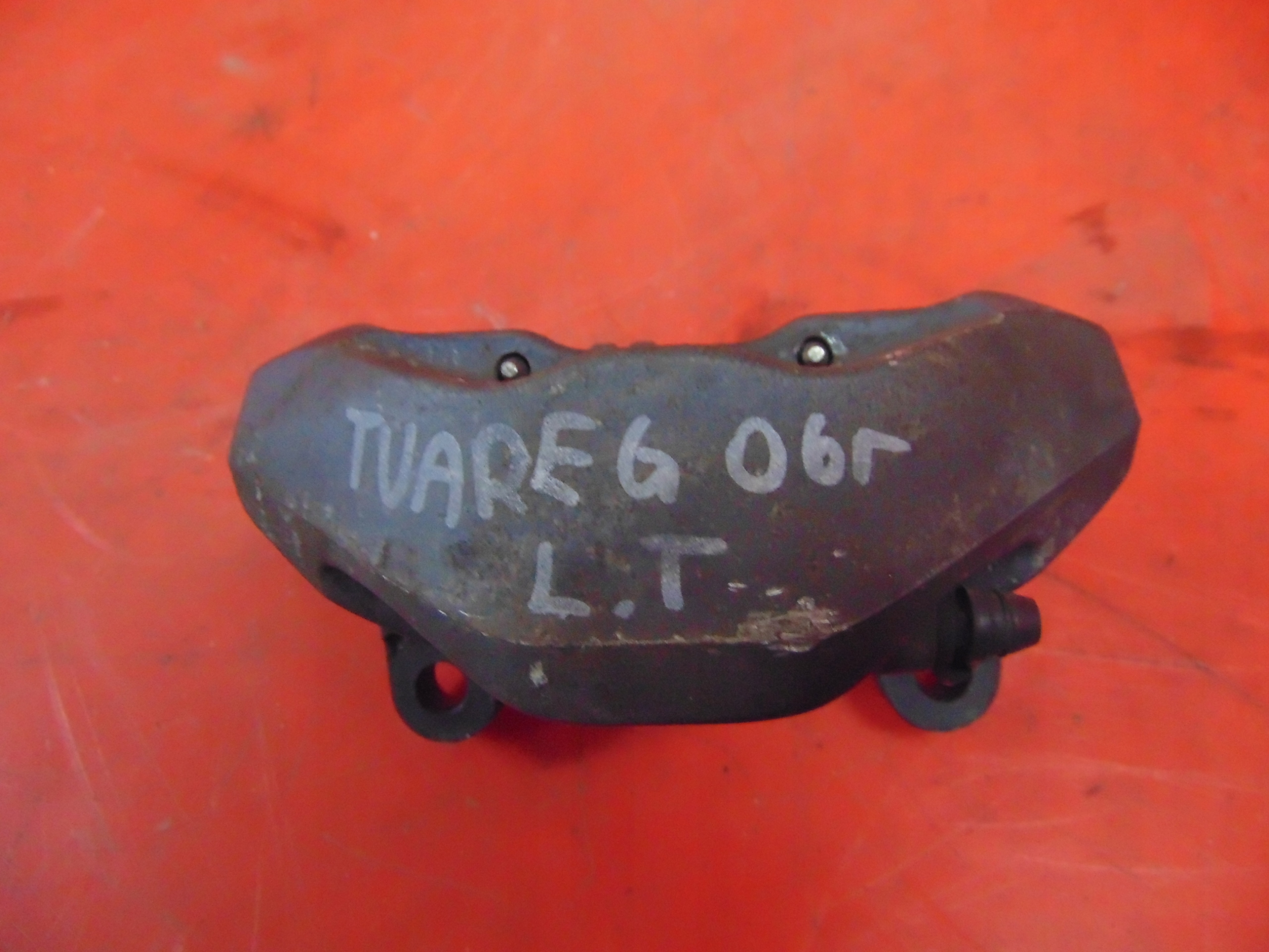 VW TOUAREG 7L 02- caliper brake left rear part BREMBO