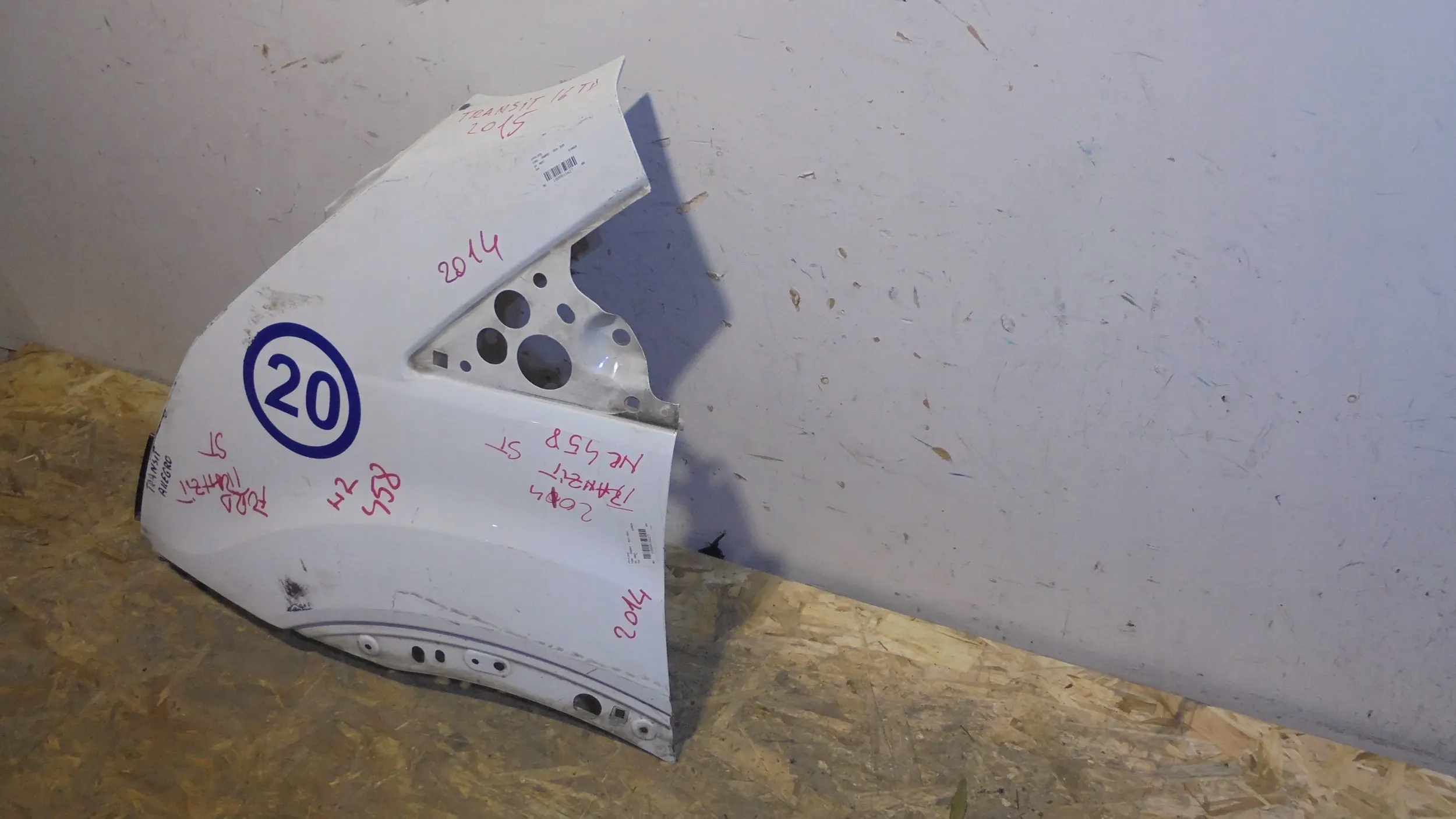 fender front left Ford Transit MK8 14
