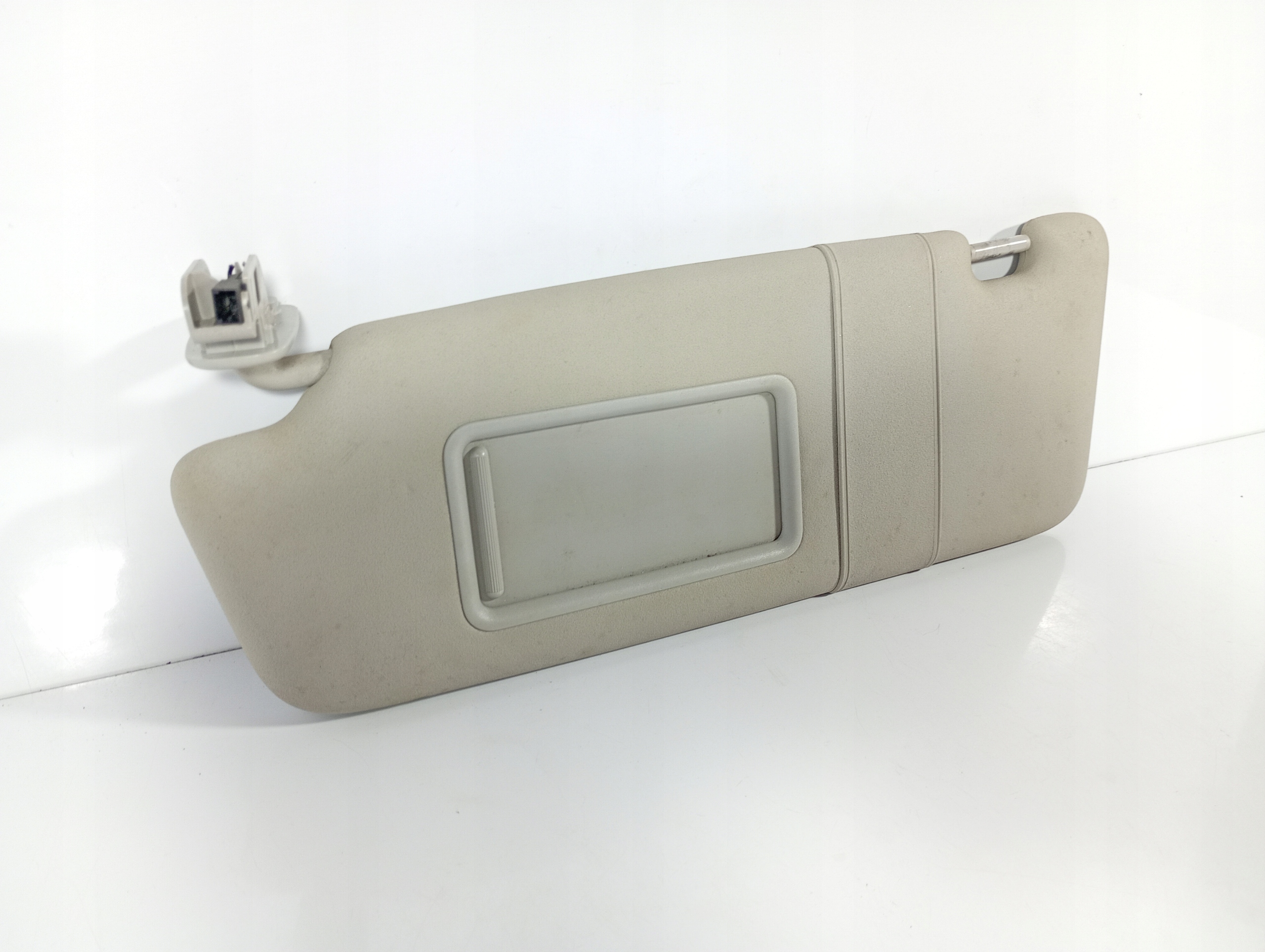 Audi A3 8P 03-12 visor cover PRZECIWSLONECZNA left driver´s