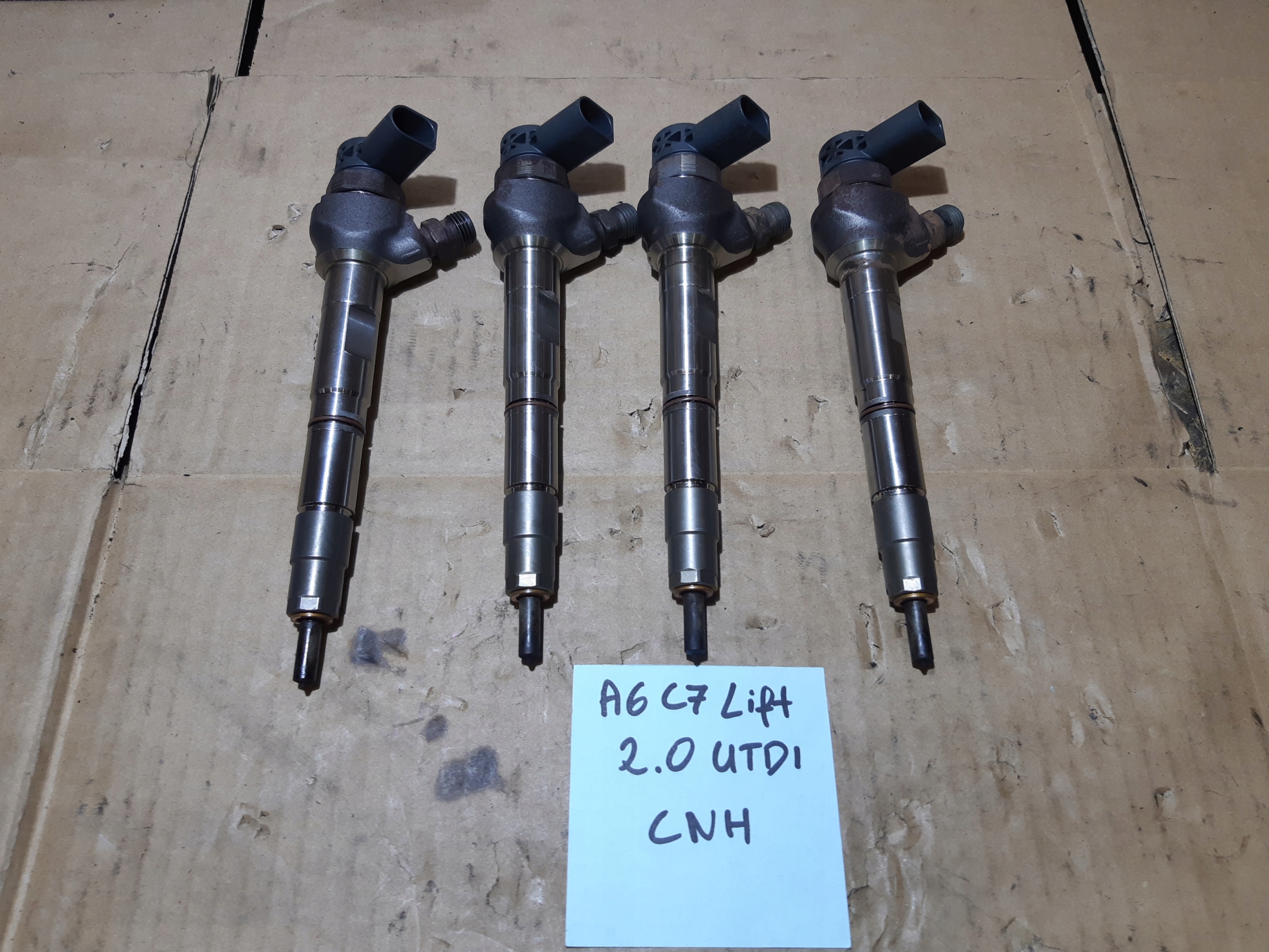 AUDI A6 C7 2.0 UTDI CNH nozzle injector 04L130277AE