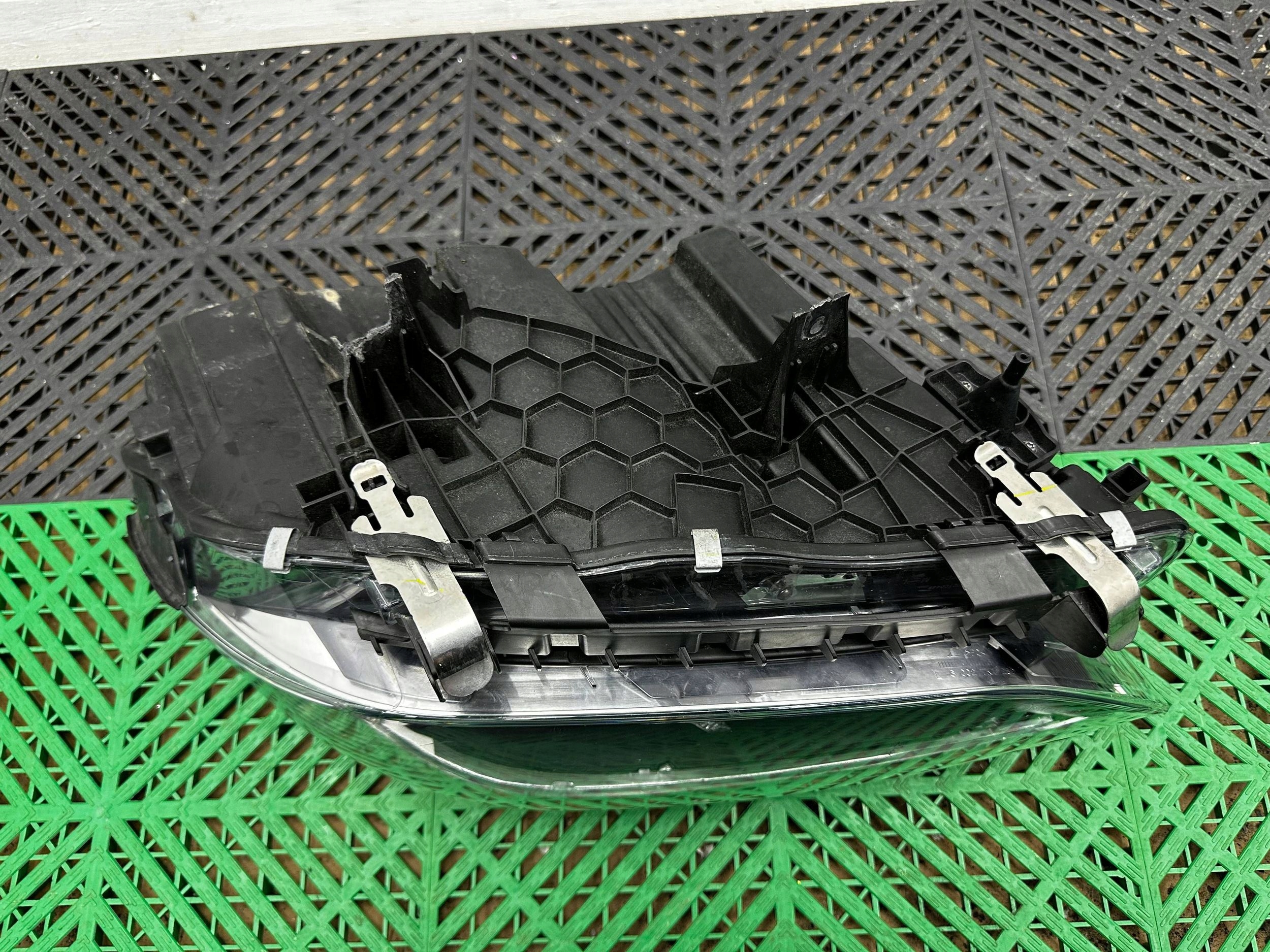 light BMW X3 G01 G02 X4 8739653 ADAPTIVE LED