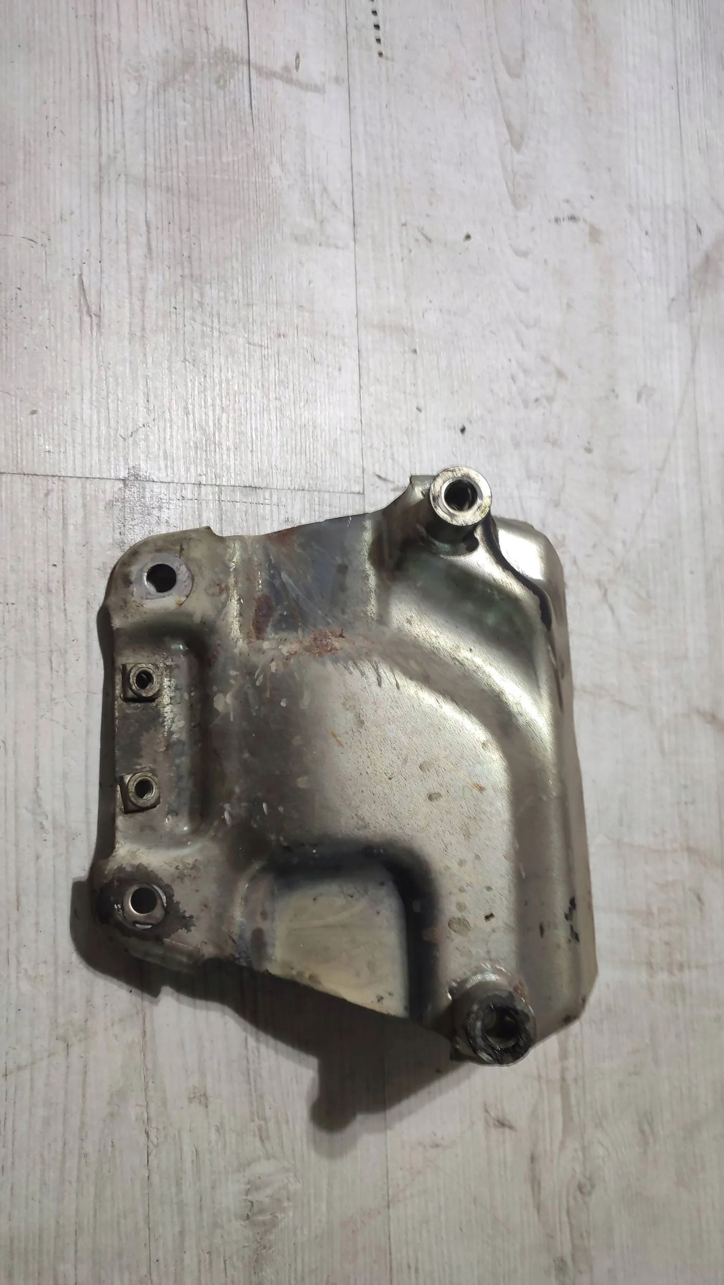 Ford Mondeo MK5 16r 2.0TDCi Blende Abdeckung termiczna