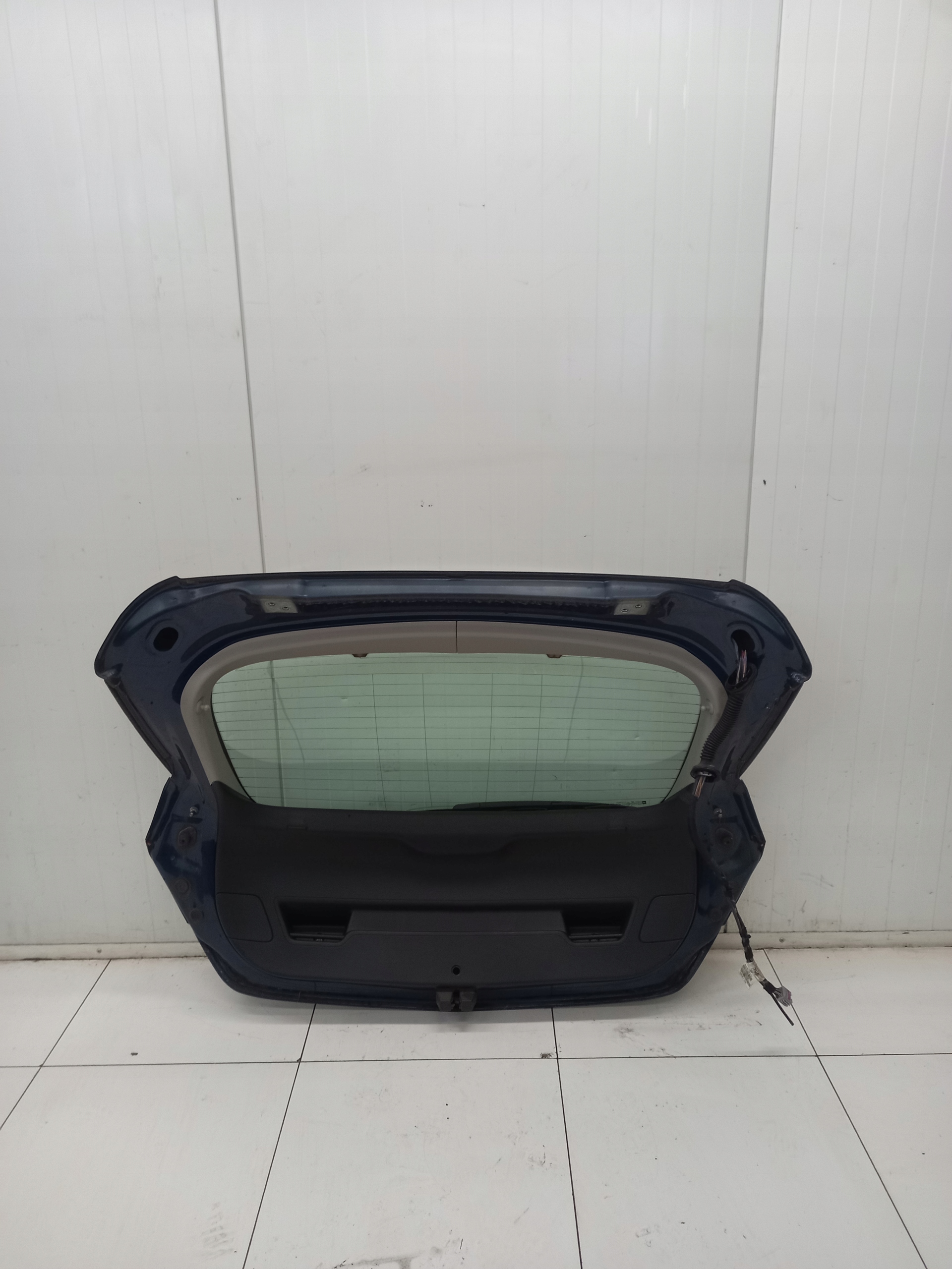 boot doors rear part OPEL ASTRA J 2010