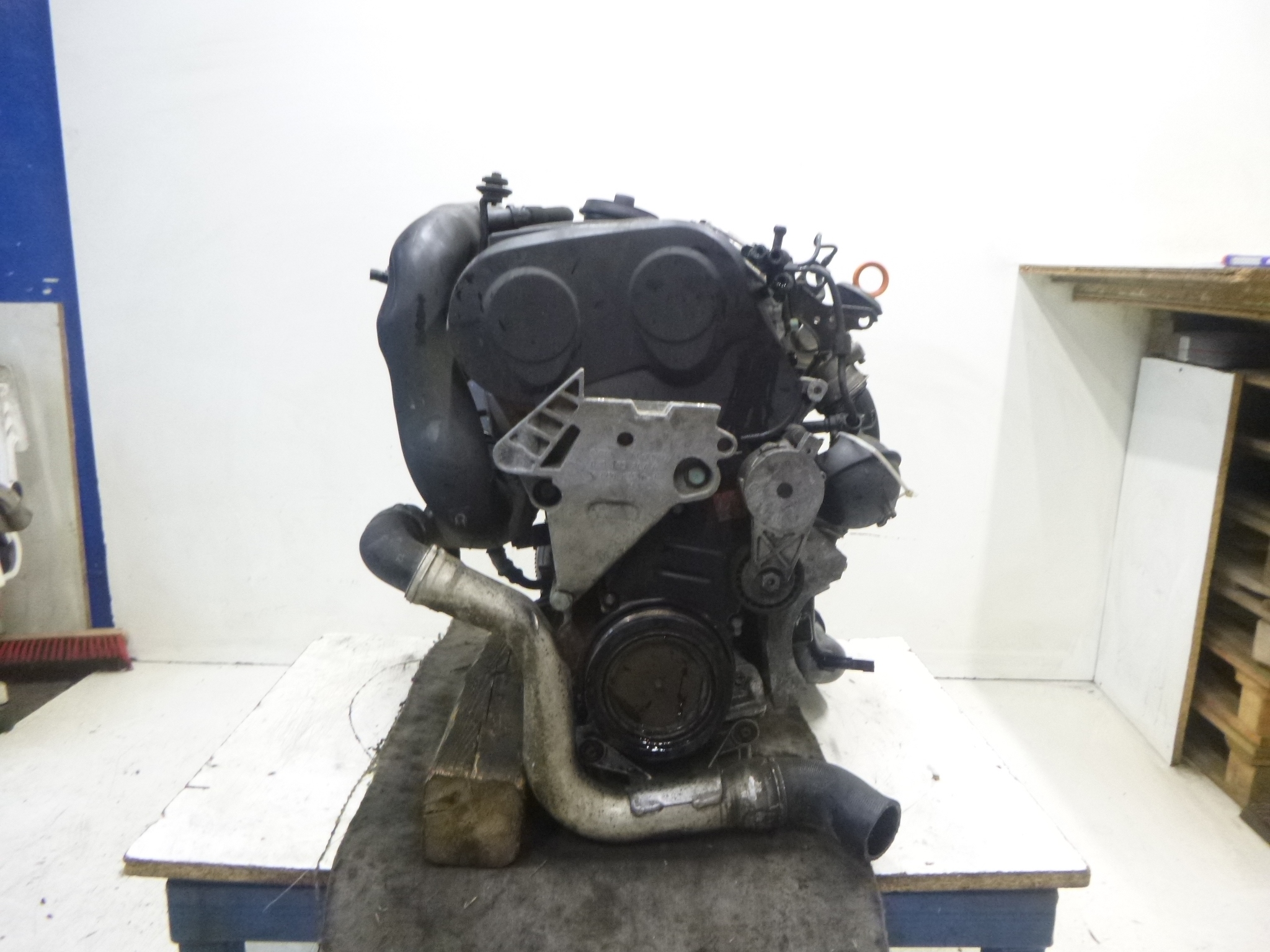 engine VW GOLF V 2.0 TDI BKD 2004r. complete !!!
