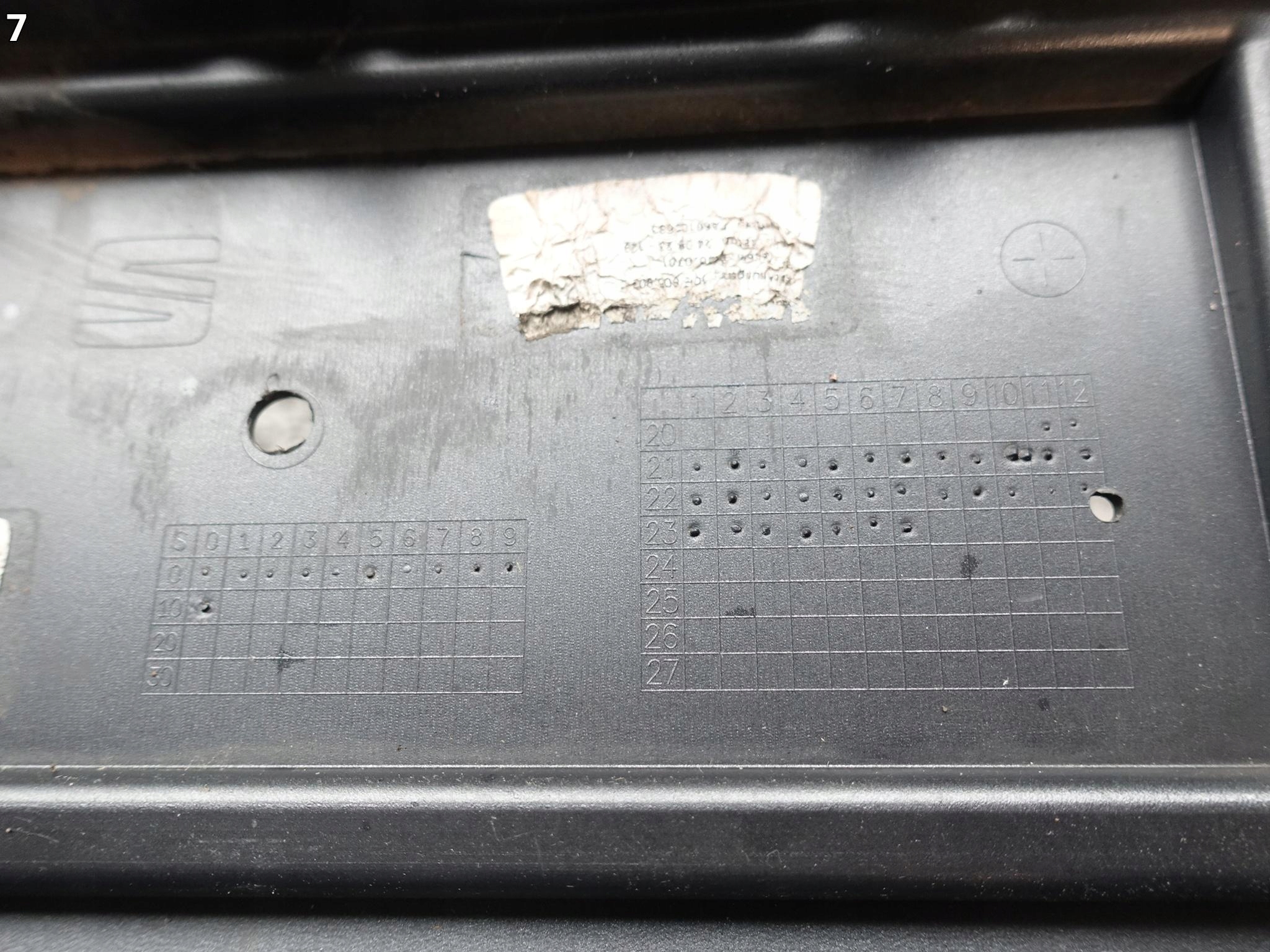 CUPRA BORN 10E 21- grill grid grille cap moulding W bumper front