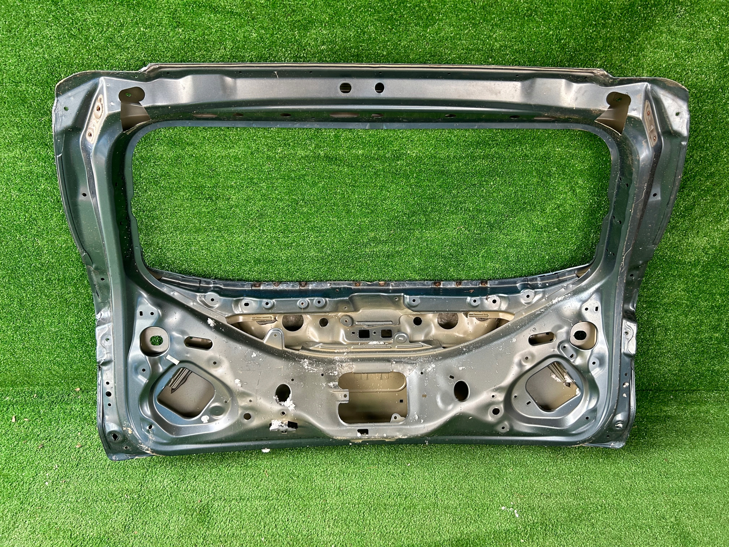 Honda Pilot 16- boot door rear