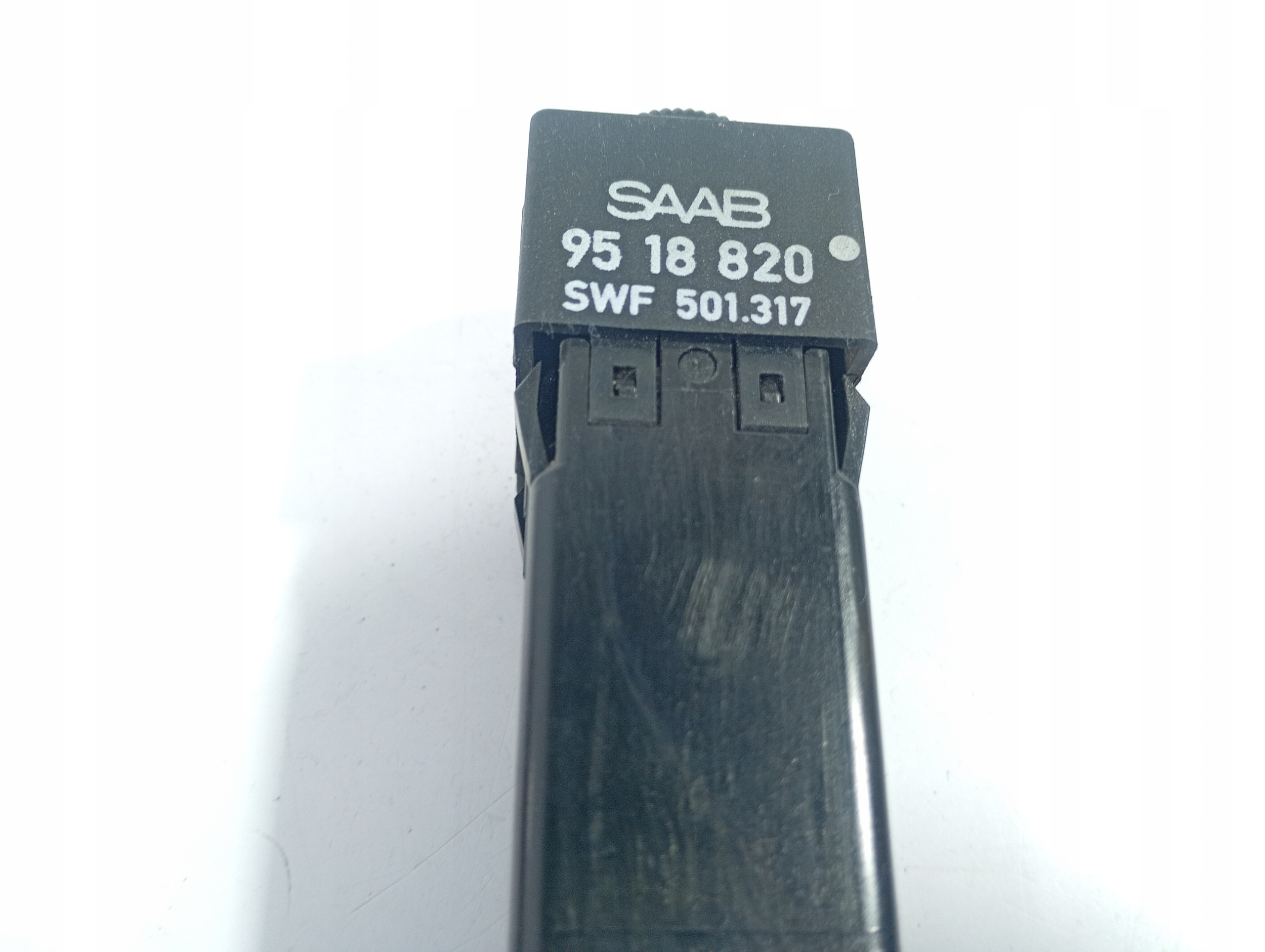 switch switch button OGRZEWANIA seat 9518820 SAAB 9000 CSE 89-98