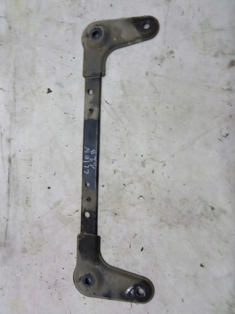 BELKA POD CHŁODNICE RENAULT CLIO IV 4