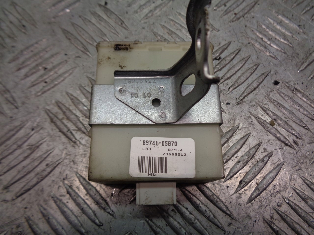 STEROWNIK ZAMKA AVENSIS T25 89741-05070