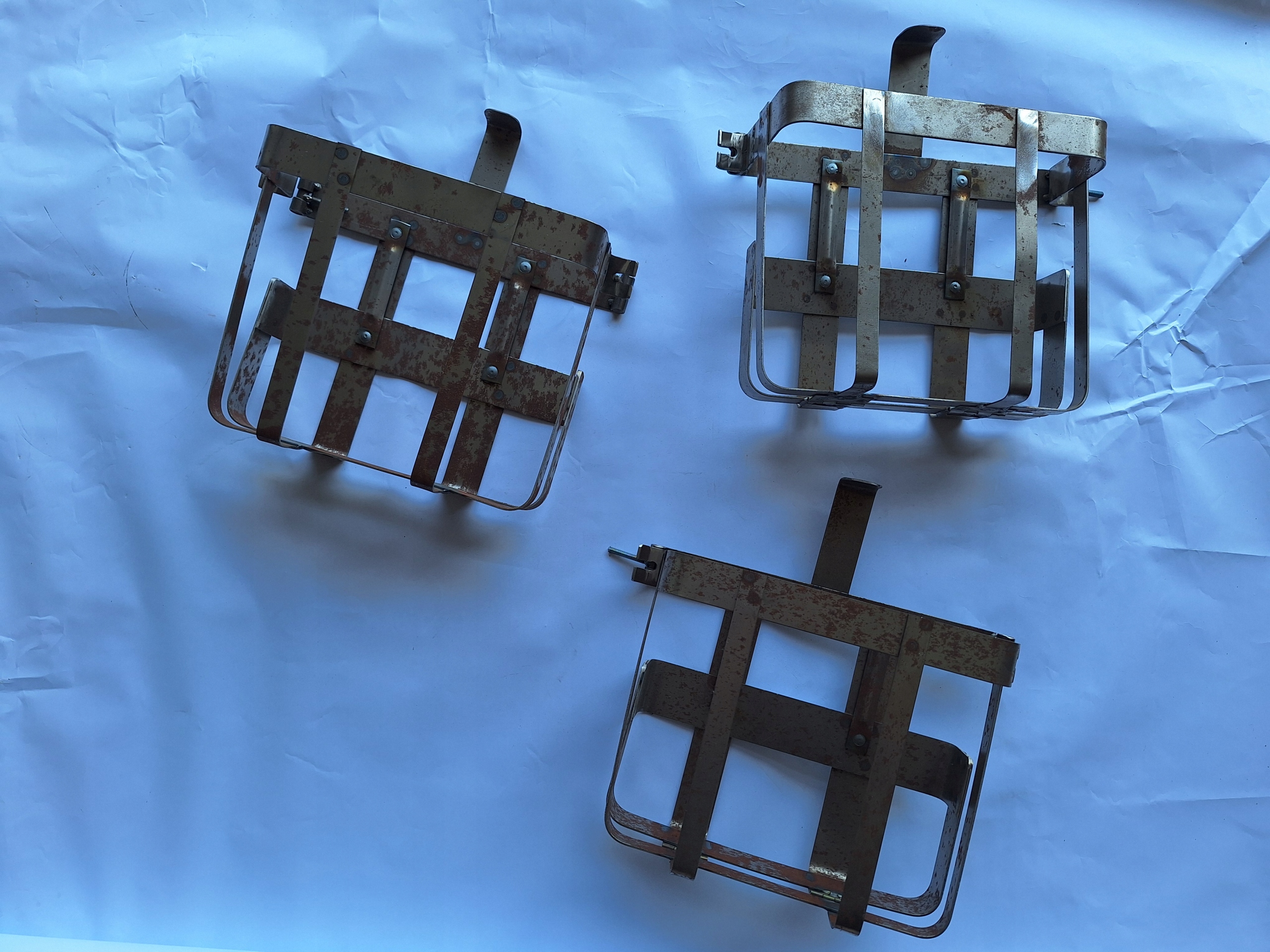 Košík kanystru s rukojetí 10 litrů M-72 K-750 Ural Dněpr Mw