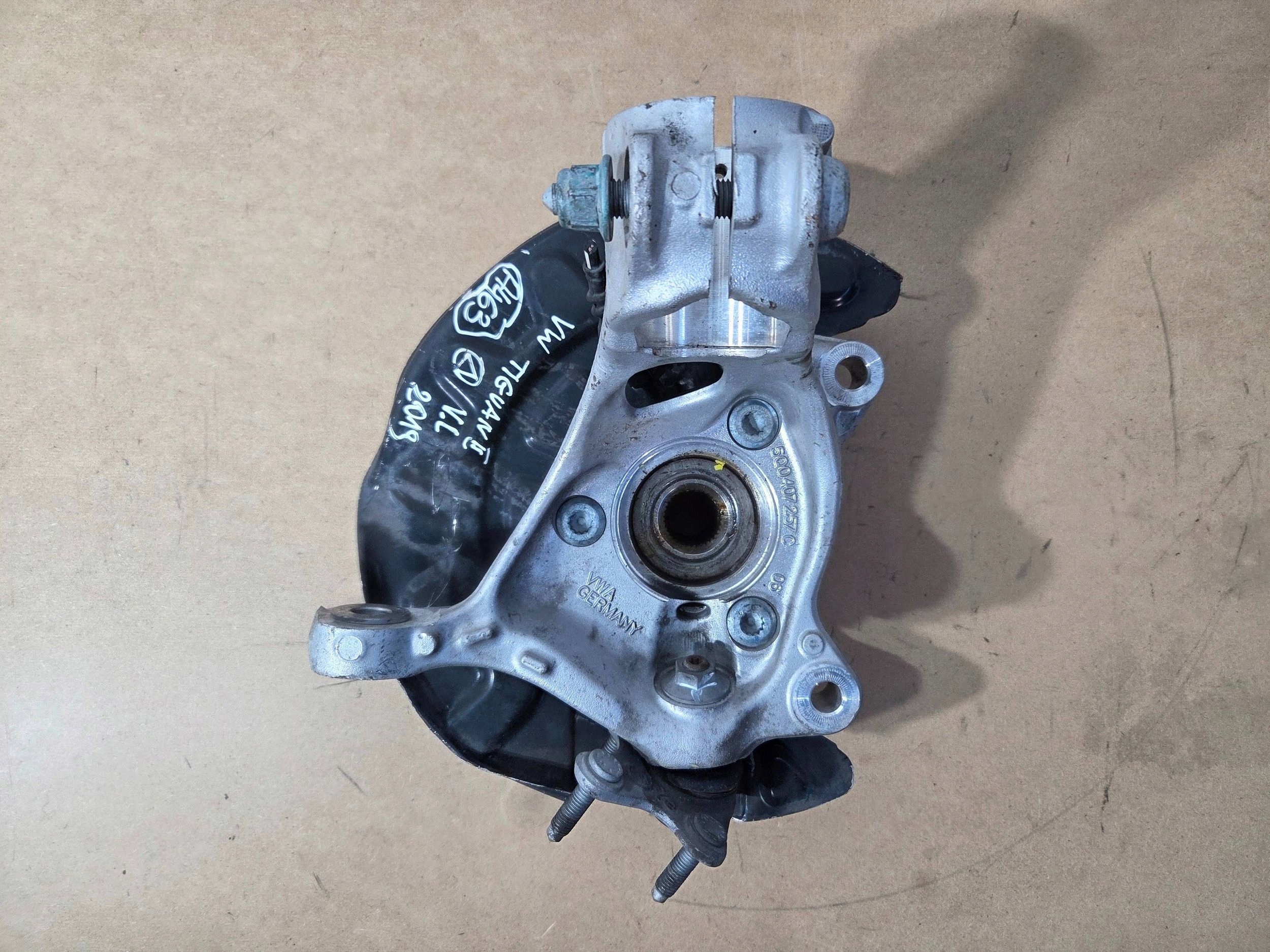 Volkswagen Tiguan 5NA swing front left 5Q0407257C (A463)