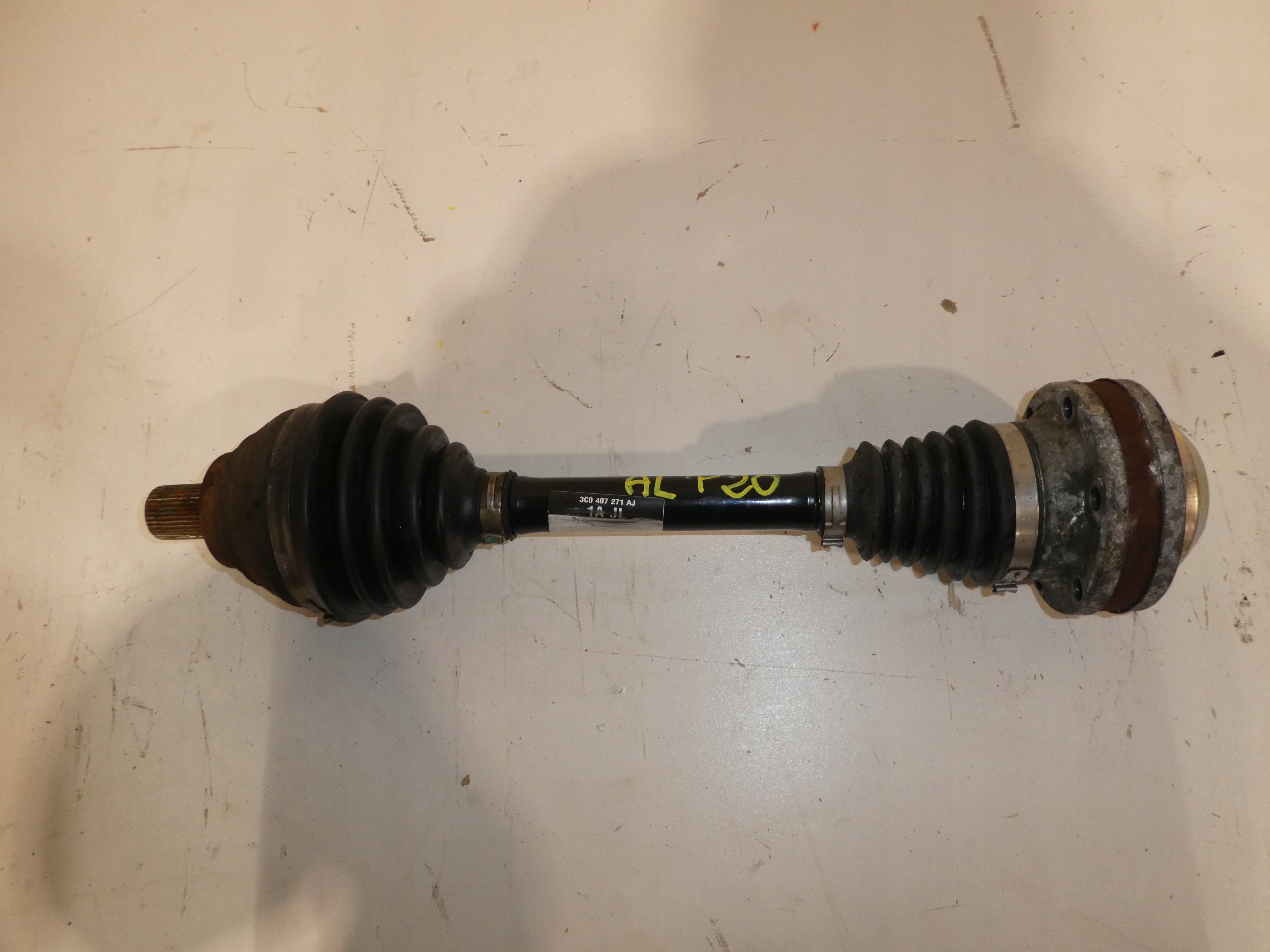 semi-axis left front AUDI SEAT SKODA 3C0407271AJ