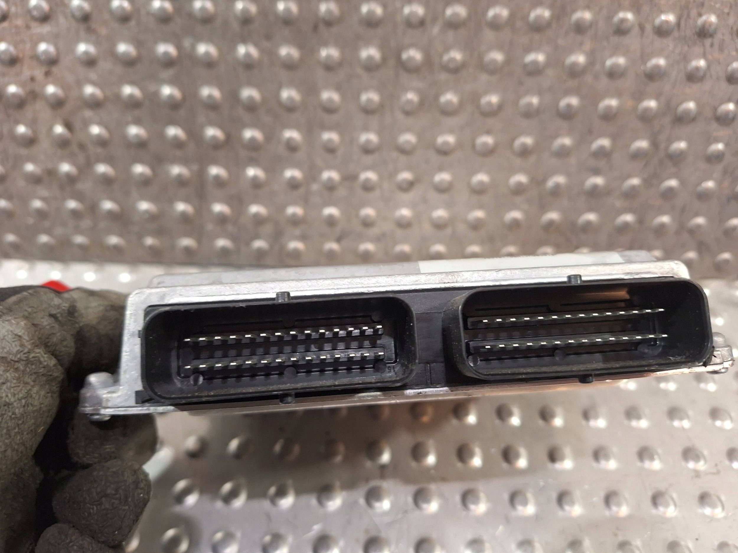 control unit of the engine computer LPG 169107766R DACIA JOGGER 1.0 TCE
