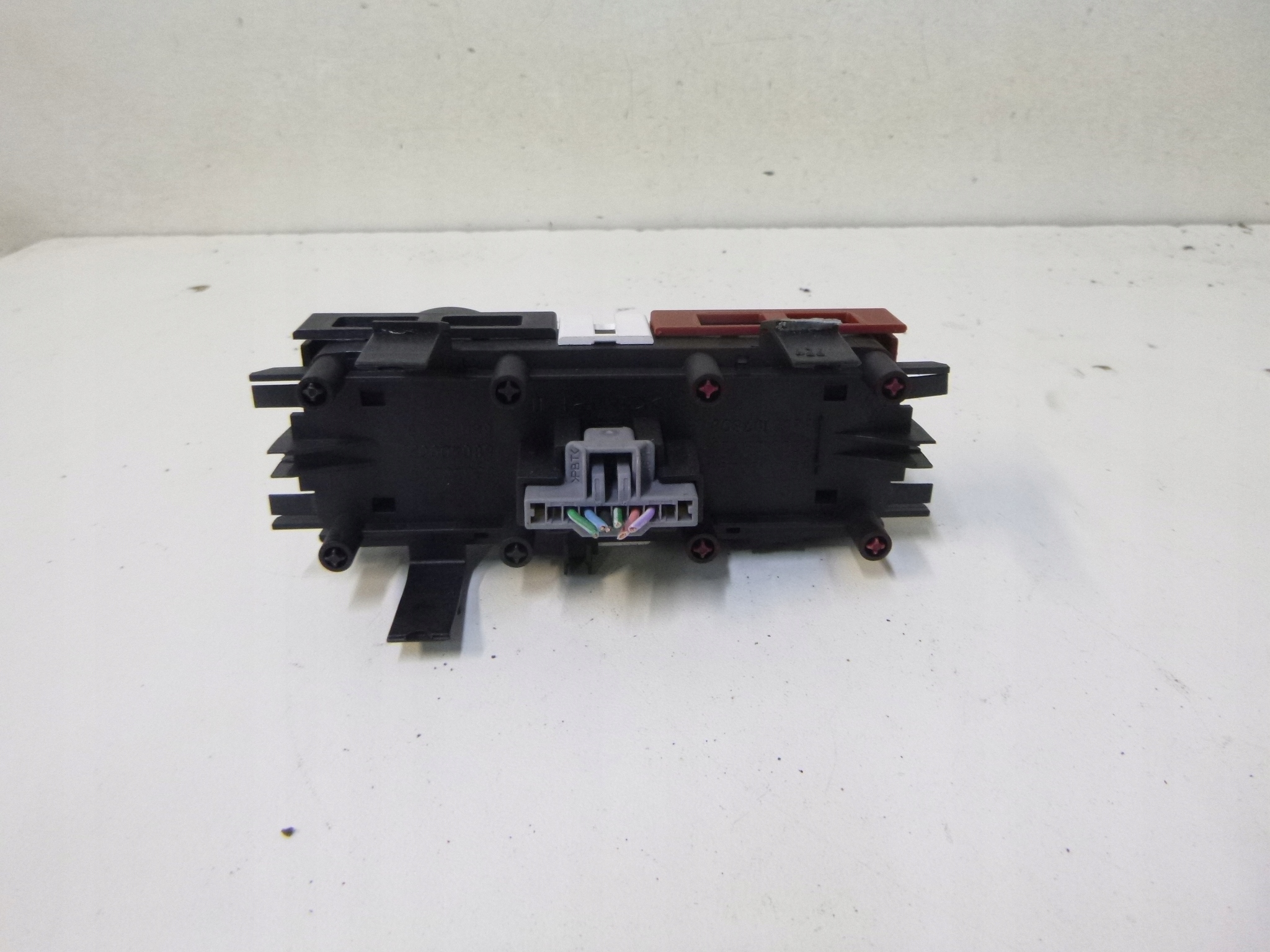 interruttore luci Luci di emergenza RENAULT SCENIC 8200095493