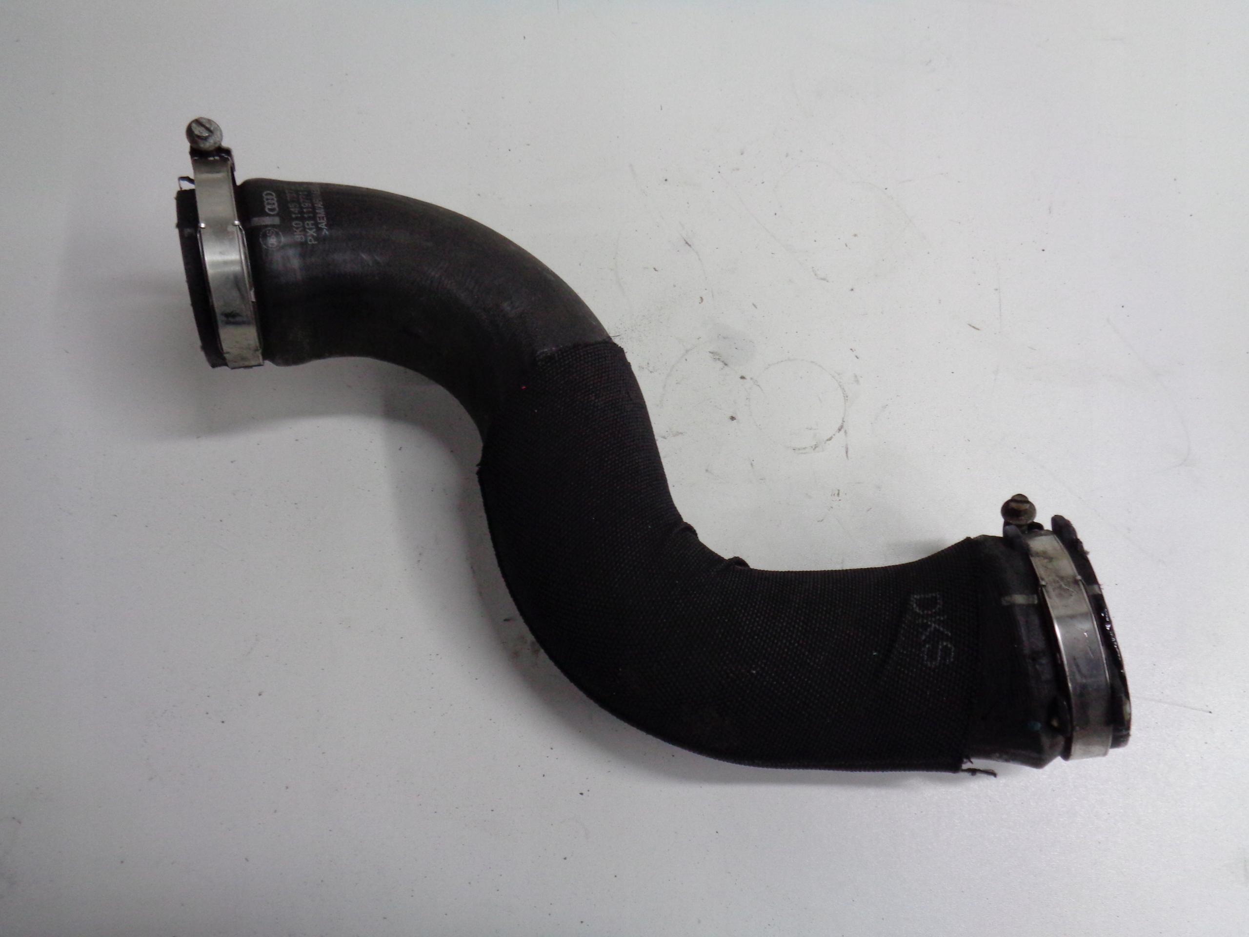 AUDI A4 A5 Q5 1.8 2.0 TFSI trouba hadice intercoolera