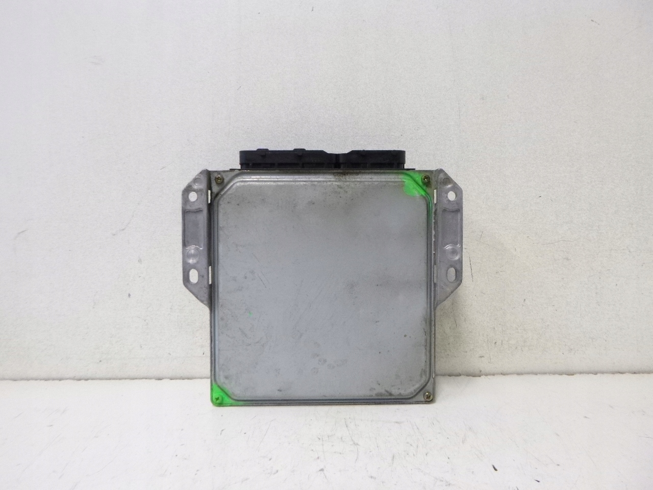 computer control unit of the engine Opel Signum ISUZU 3.0CDTI