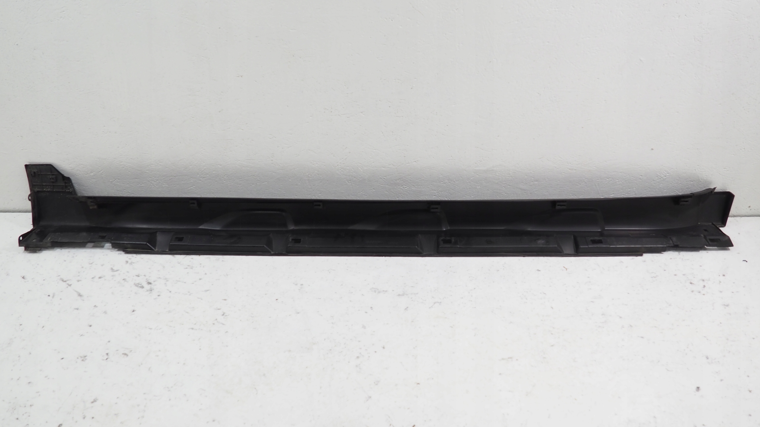 Subaru Outback V moulding threshold right 91112AL460