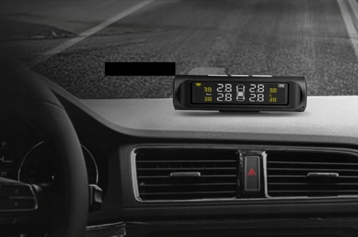 Belaidė TPMS sistema automobiliui su 4 jutikliais ir spalvotu LCD ekranu
