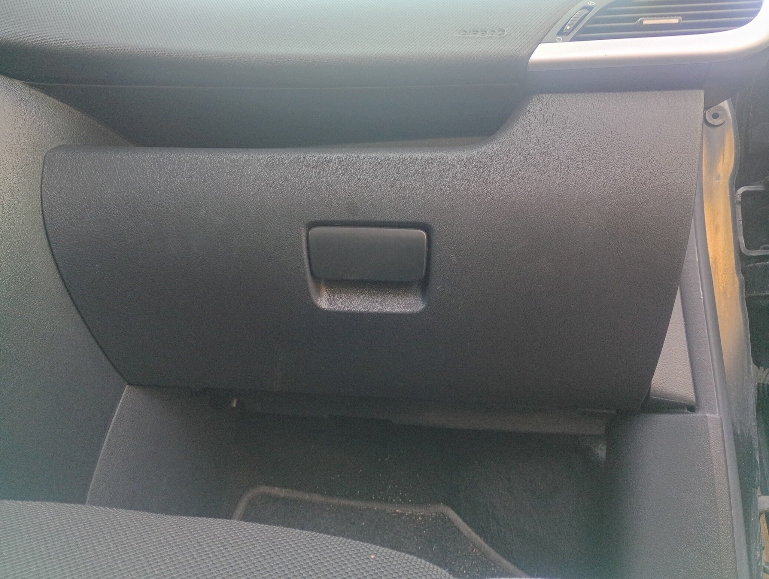 handschuhfach des beifahrers Peugeot 207 06-13