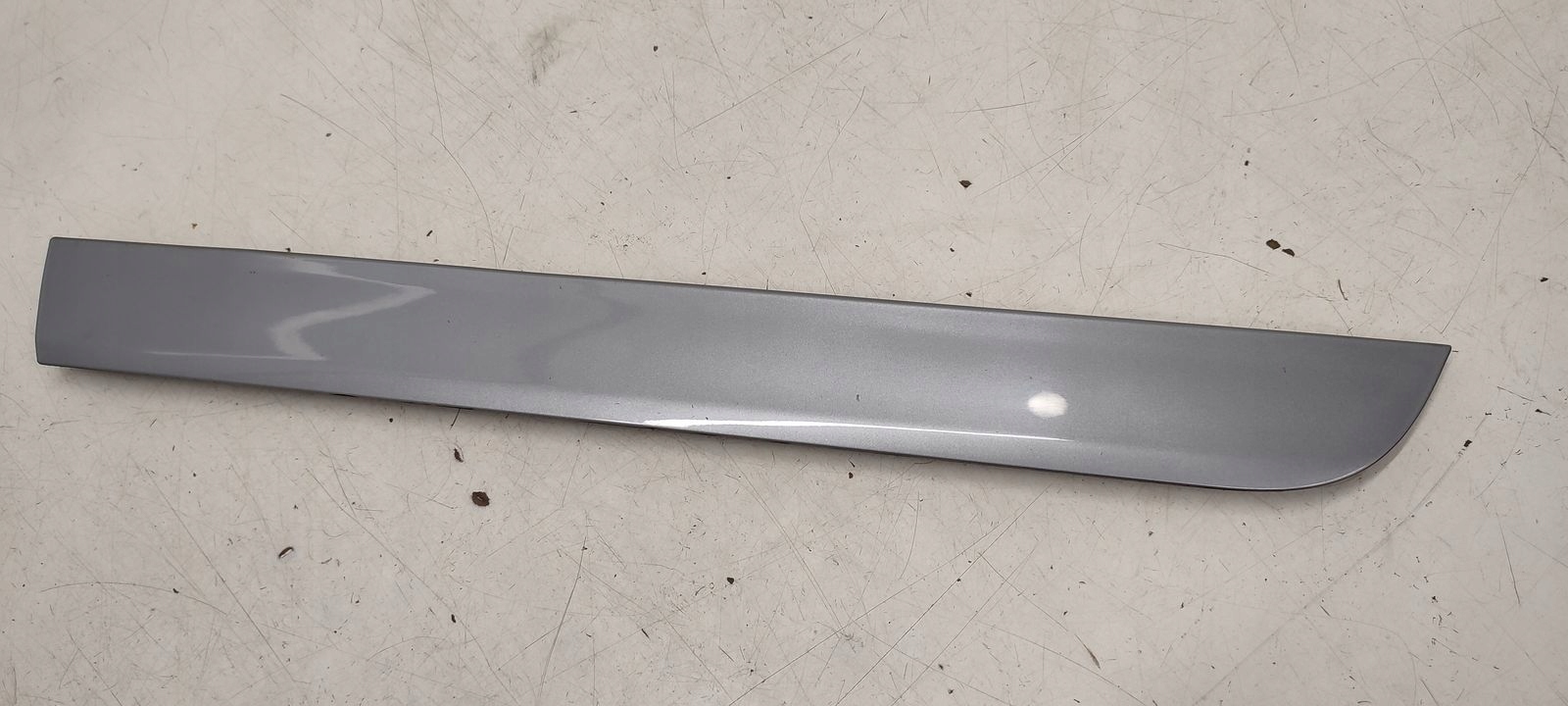 lista ajtó bal far hátso Audi A4 B7 2,7 TDI LY7G