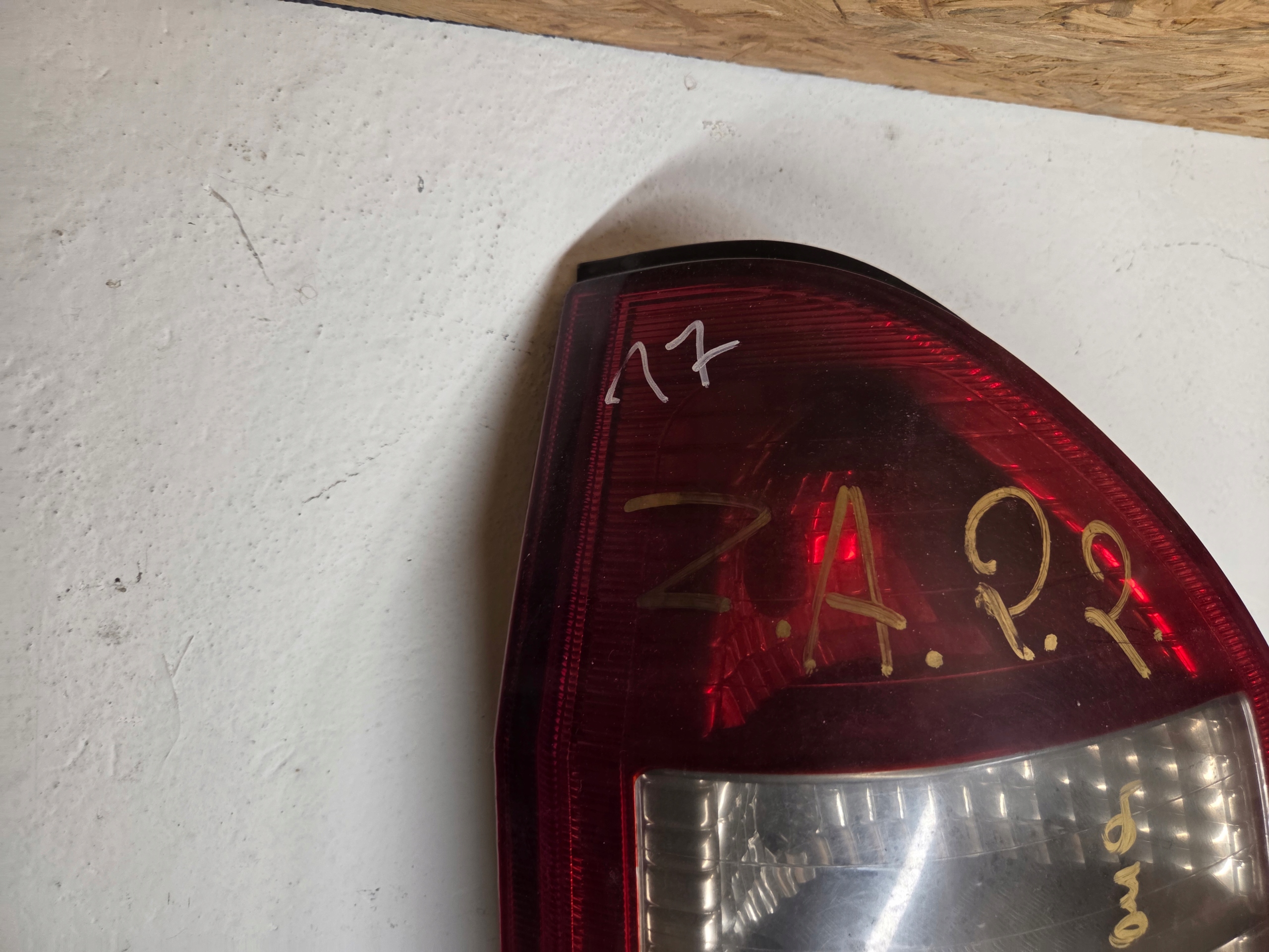 light left rear part left rear OPEL ZAFIRA A LIFT DYMIONA