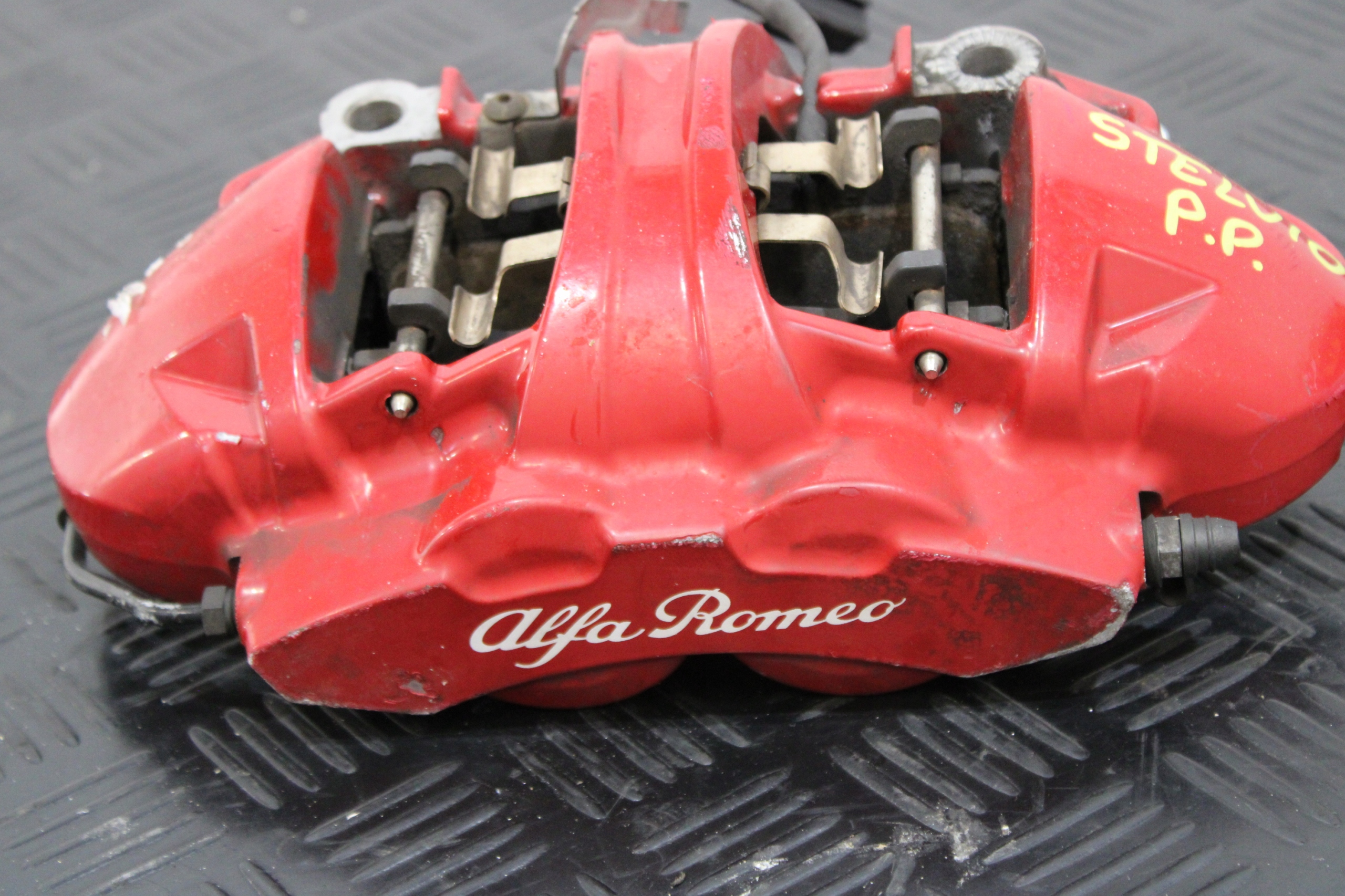 calipers brake front front ALFA ROMEO STELVIO 2,2D 4X4