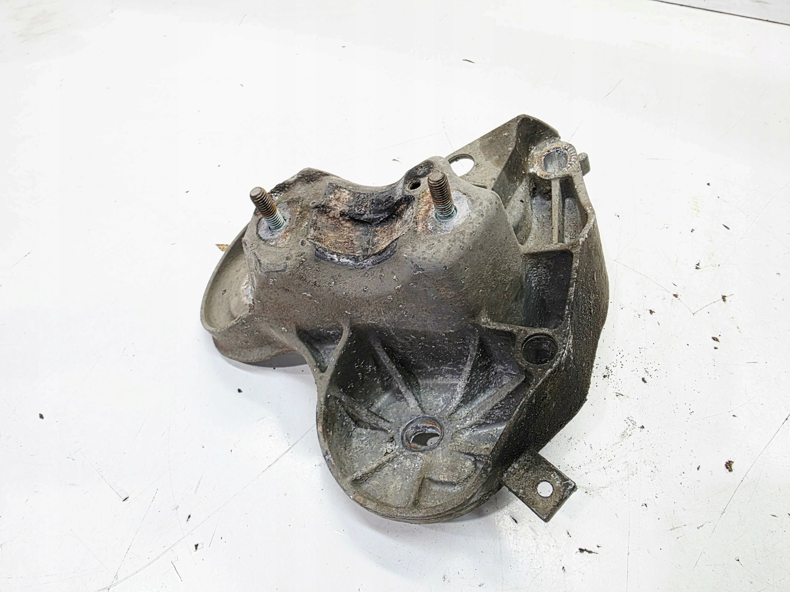 supporto staffa airbag motore destro AUDI A6 C6 4F0199352E