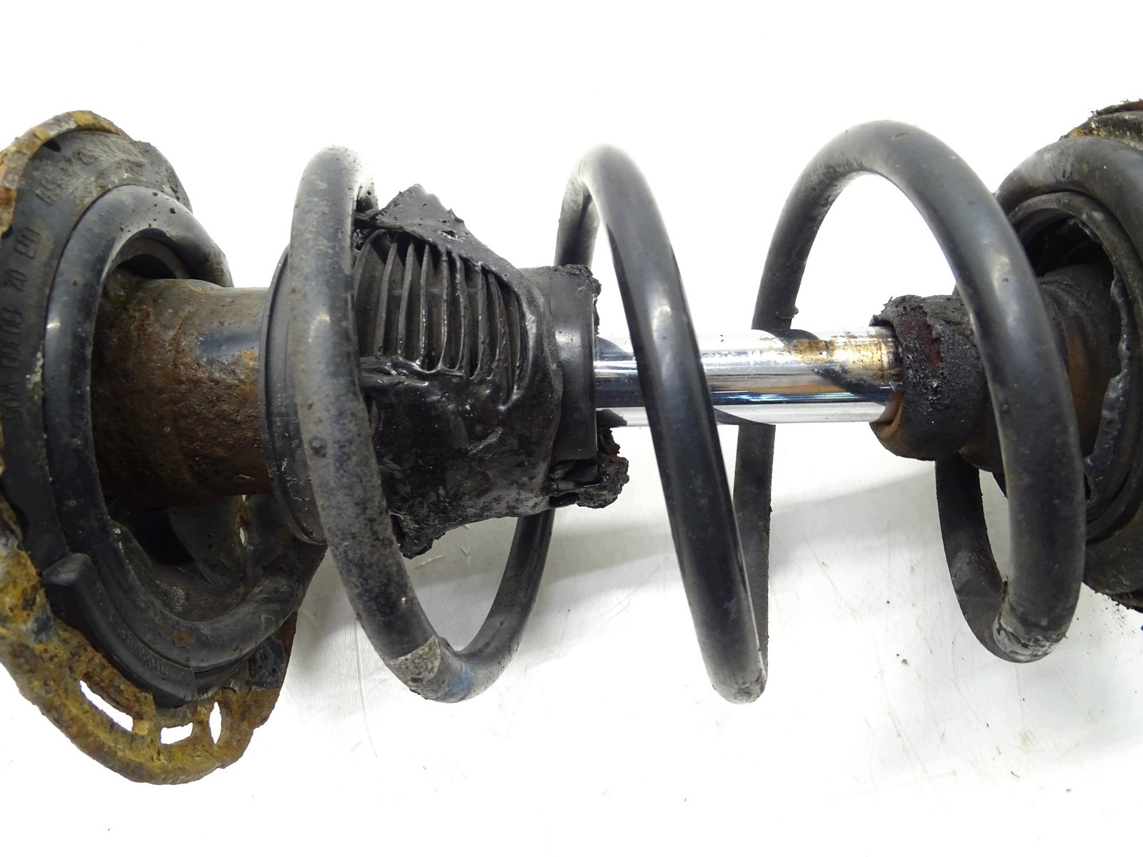 swing shock absorber right front AUDI A3 8V GOLFVII 5Q0407258A 5Q0413031ET