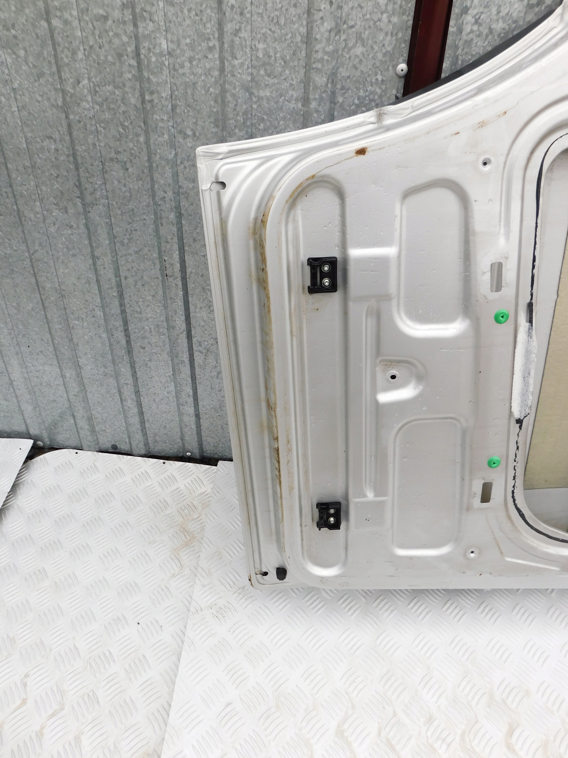 dvere pravé predné spolujazdca Sprinter W906 VW Crafter OEM strieborné